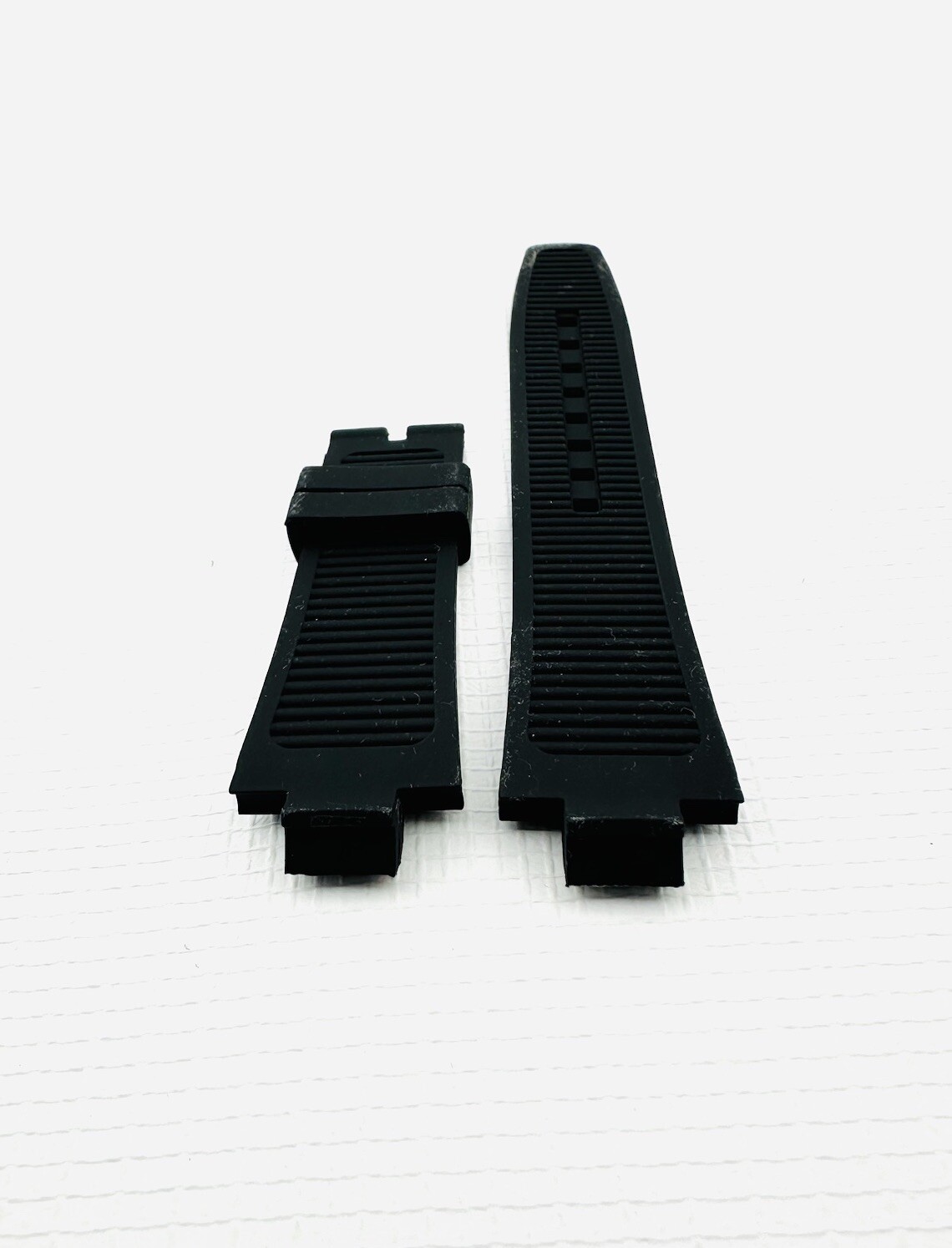 VERSACE WATCH STRAP, VE2H , BLACK RUBBER , TONGUE BUCKLE STRAP , VERSACE STRAP
