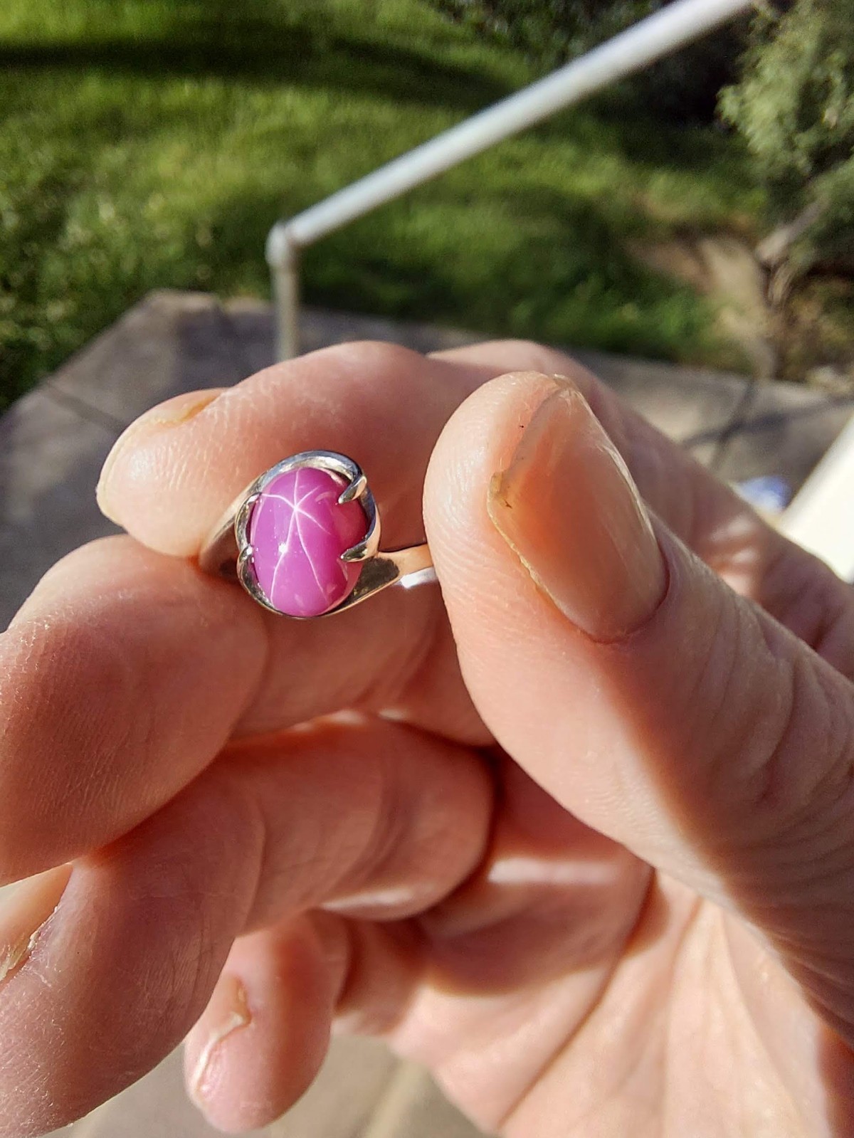 Rare Vintage Beauty Pink 1.75ct Star Sapphire Ring is set in 14K White Gold.