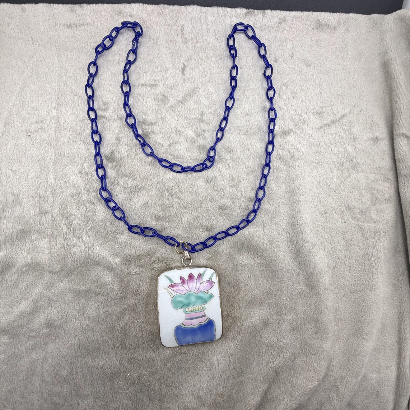 Vintage Chinese Painted Artisan Necklace Ceramic 34”