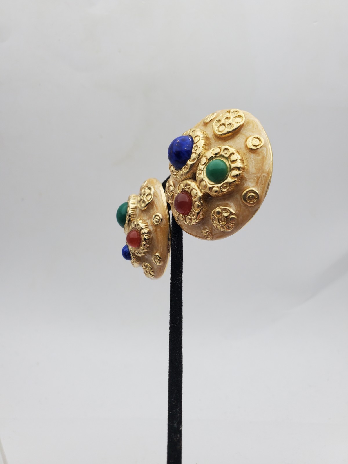 Vtg Mogul Earrings Colorful Cabs Enamel Red Blue Green Gold Tone 1.5″ Signed RLF