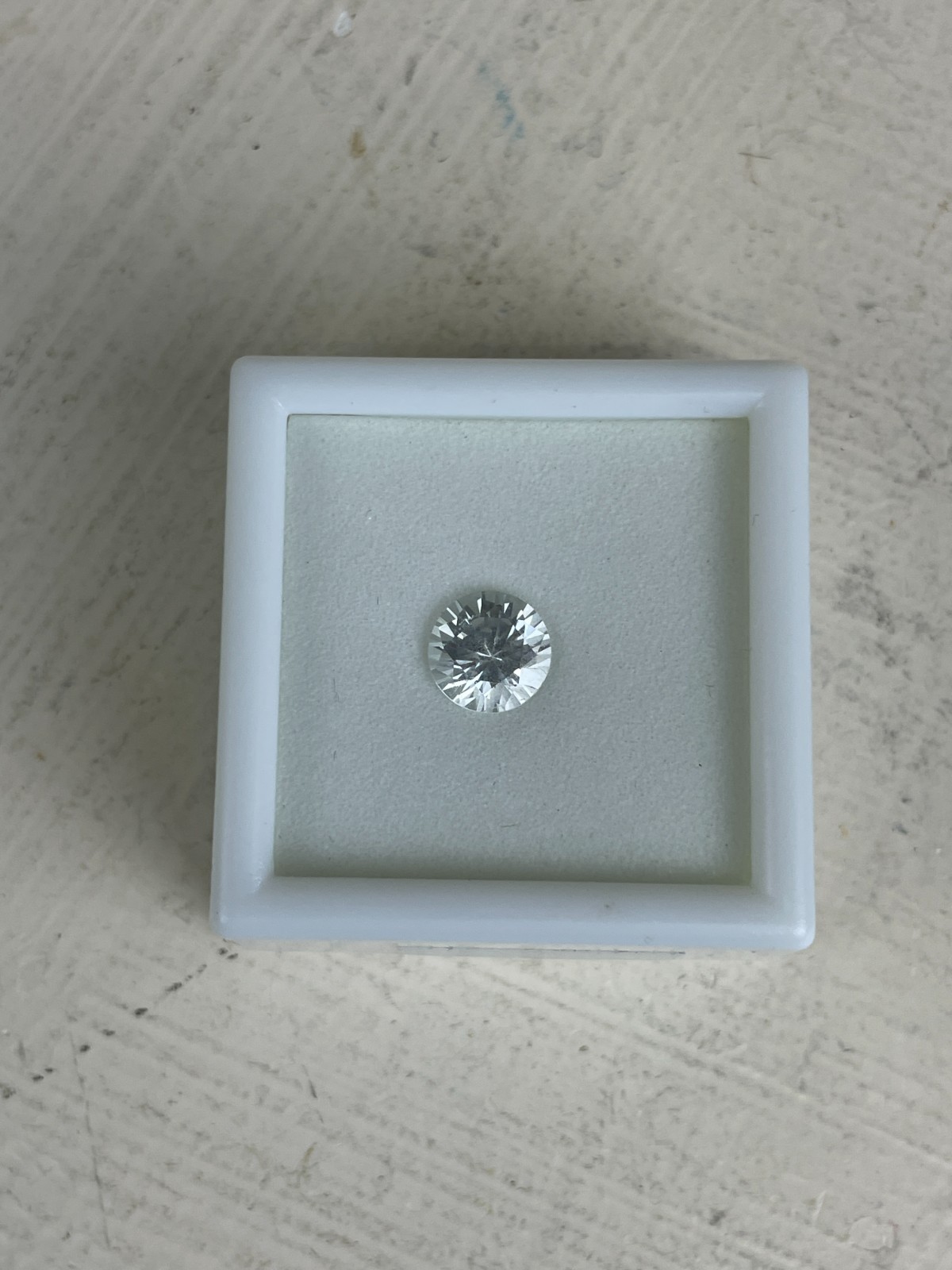 2.50 Carats Minimum 8MM Round Diamond Cut White YAG Faceted Loose Gemstone
