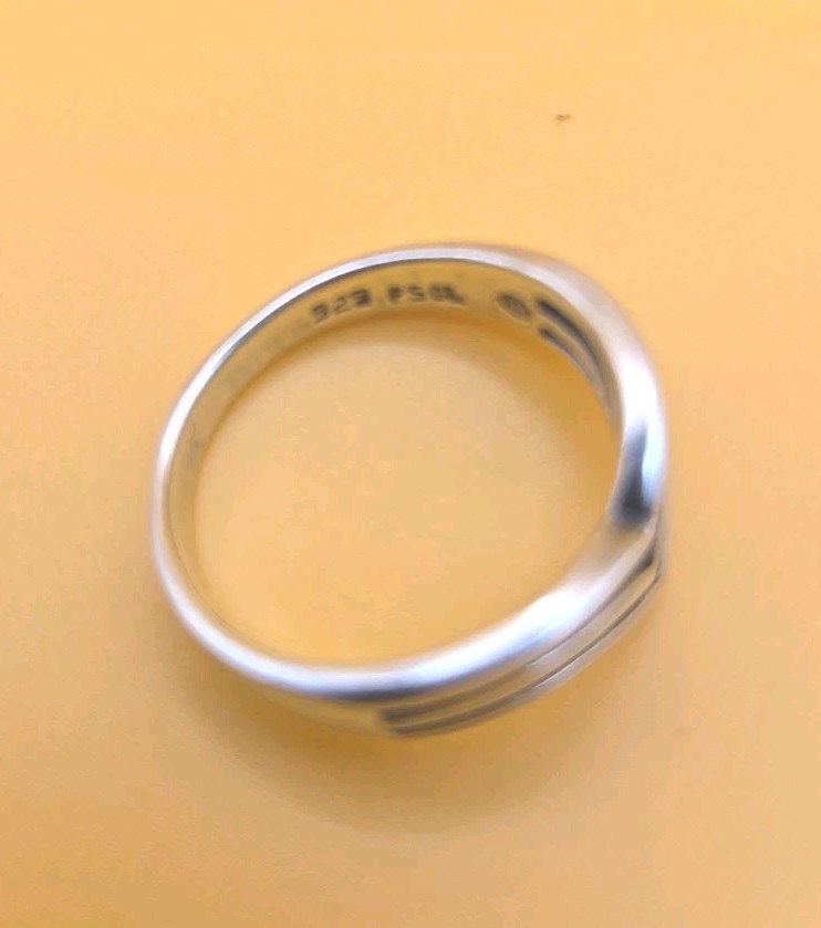 925 PSCL Peter Stone Comp Ltd Chevron Pattern Ring Size 7