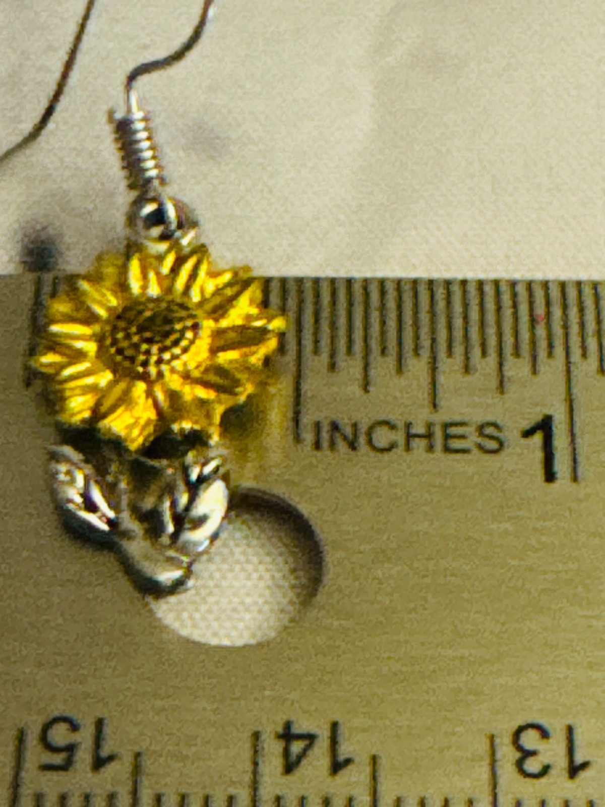 Retro Simple Sunflower Earrings