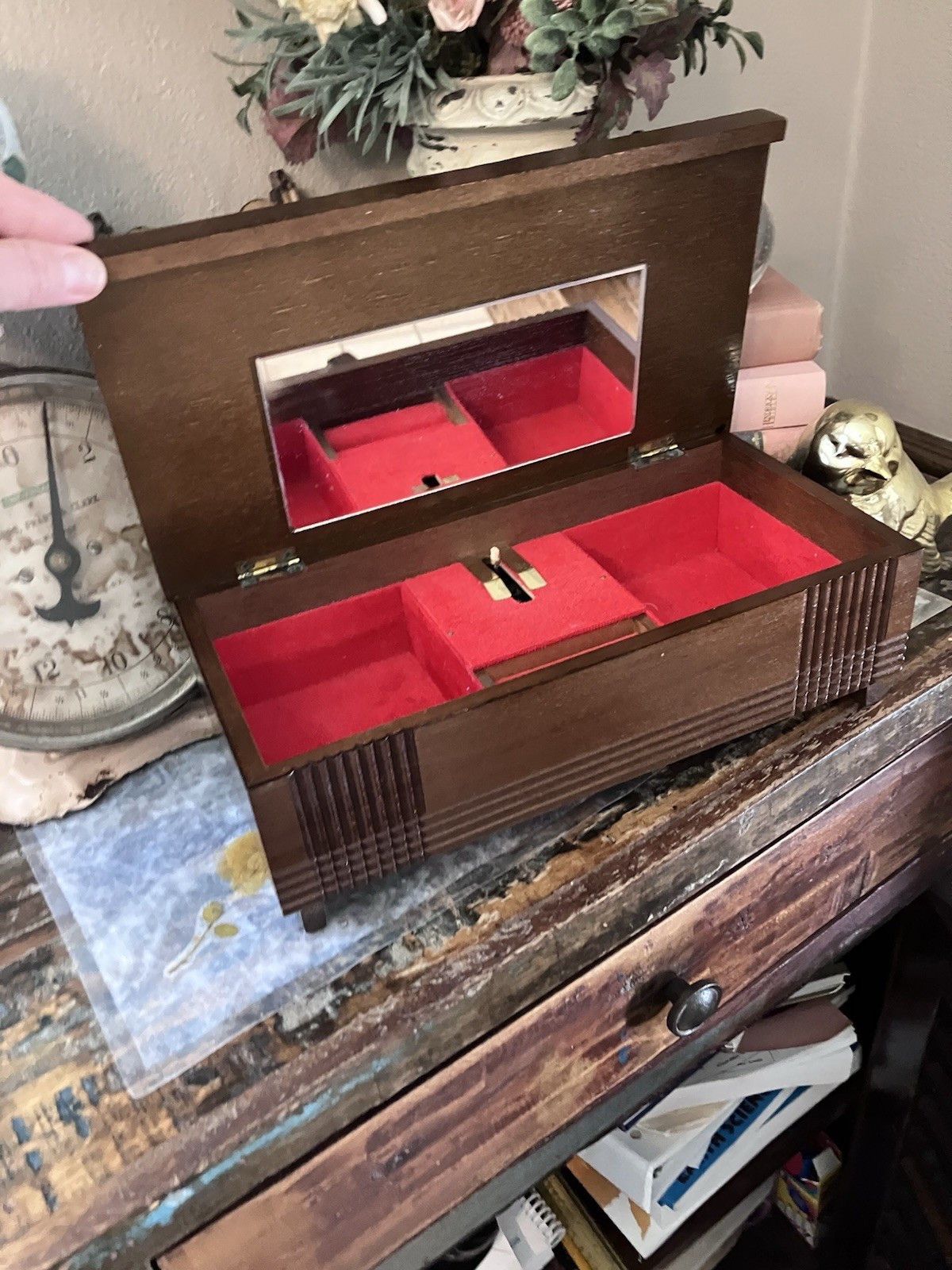 Vintage MCM Mid Century Modern Wood Jewelry Music Box Men’s Lacquer Top 60/70’s
