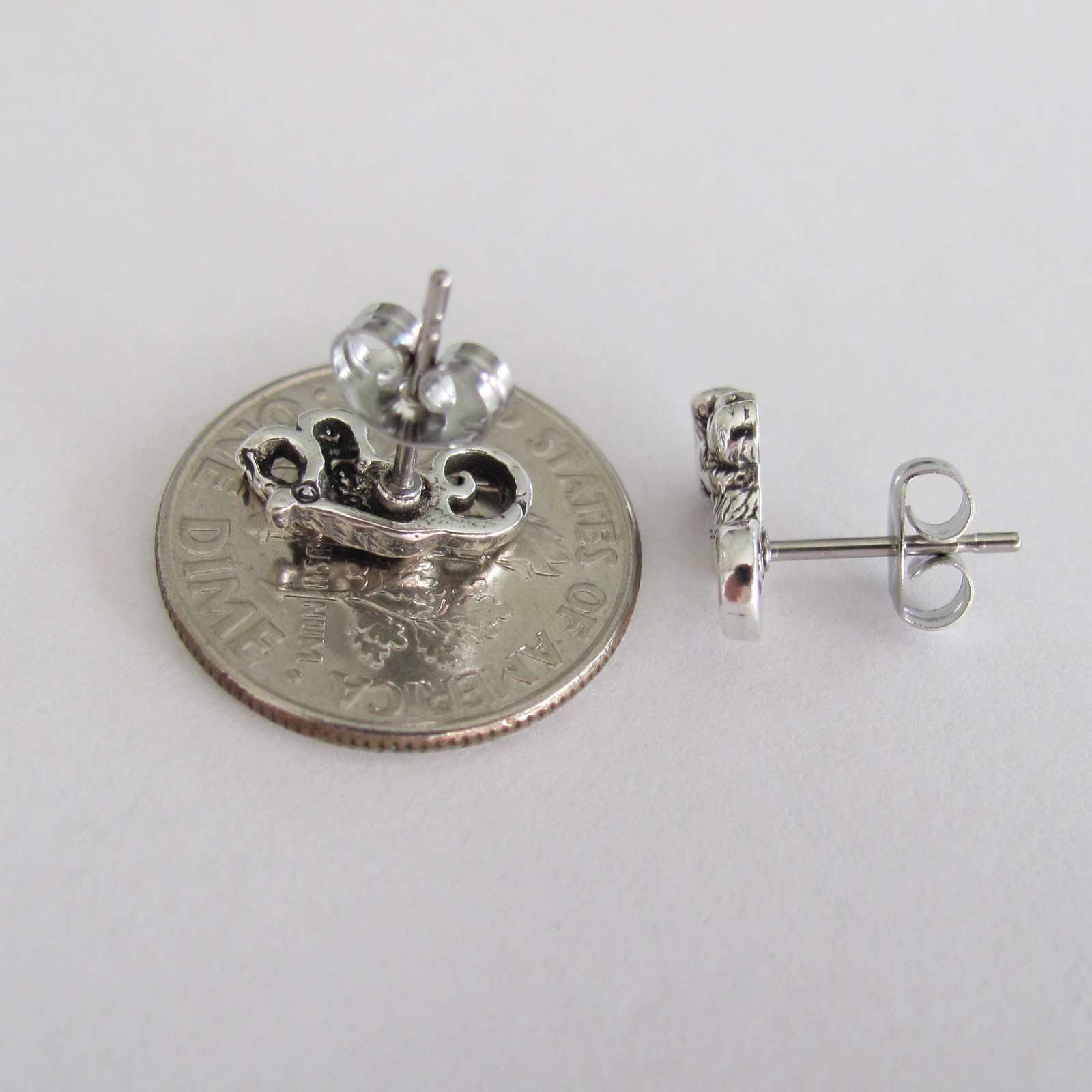 Sterling Silver 6mm Monkey with Hypo-Allergenic Post stud earrings.