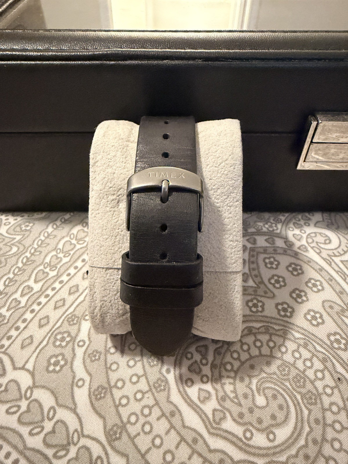 Timex TW4B01900, Men’s “Expedition” Leather Indiglo Watch, Scout, Date