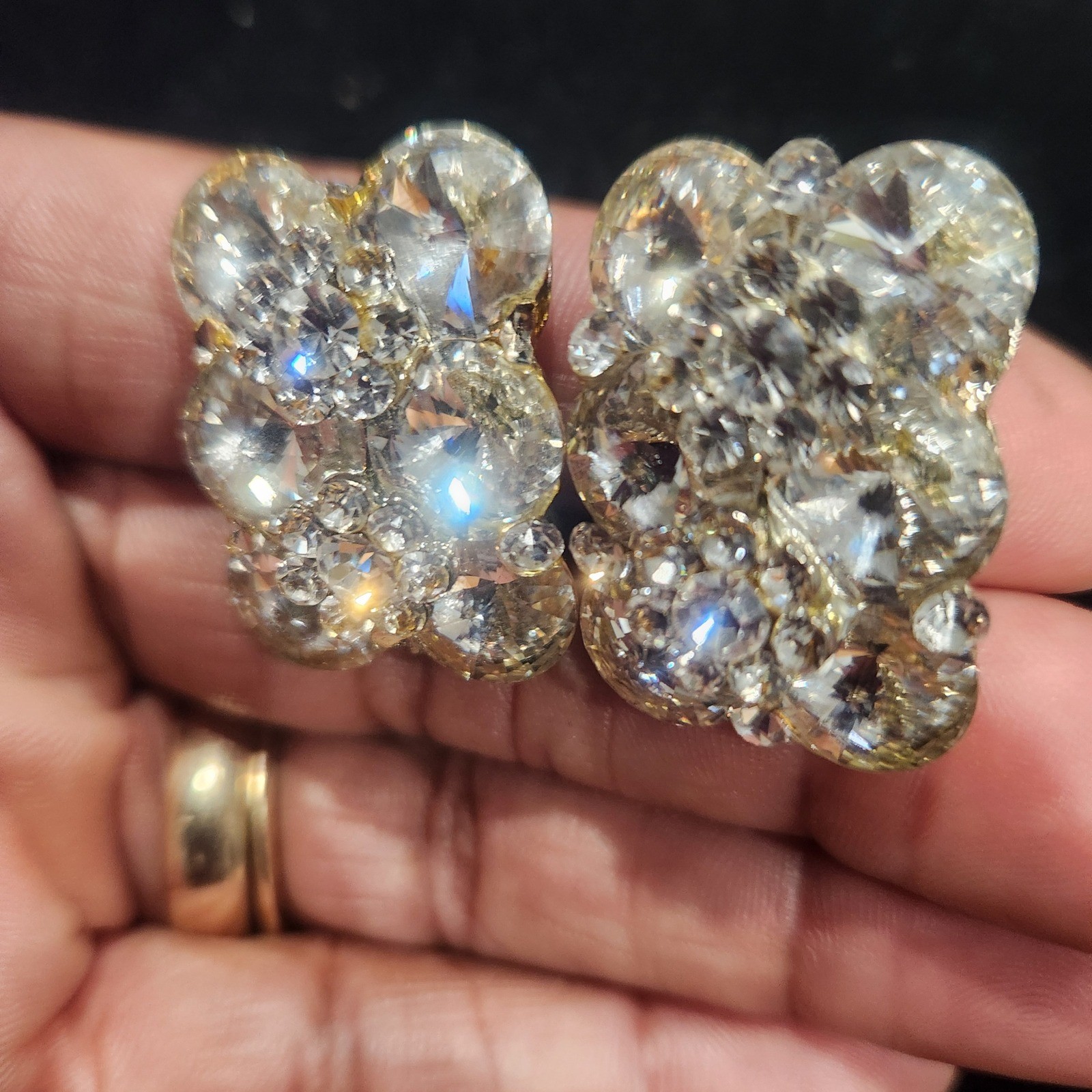 Vintage Clear Crystal Cluster Clip On Earrings Silver Tone Scalloped Statement