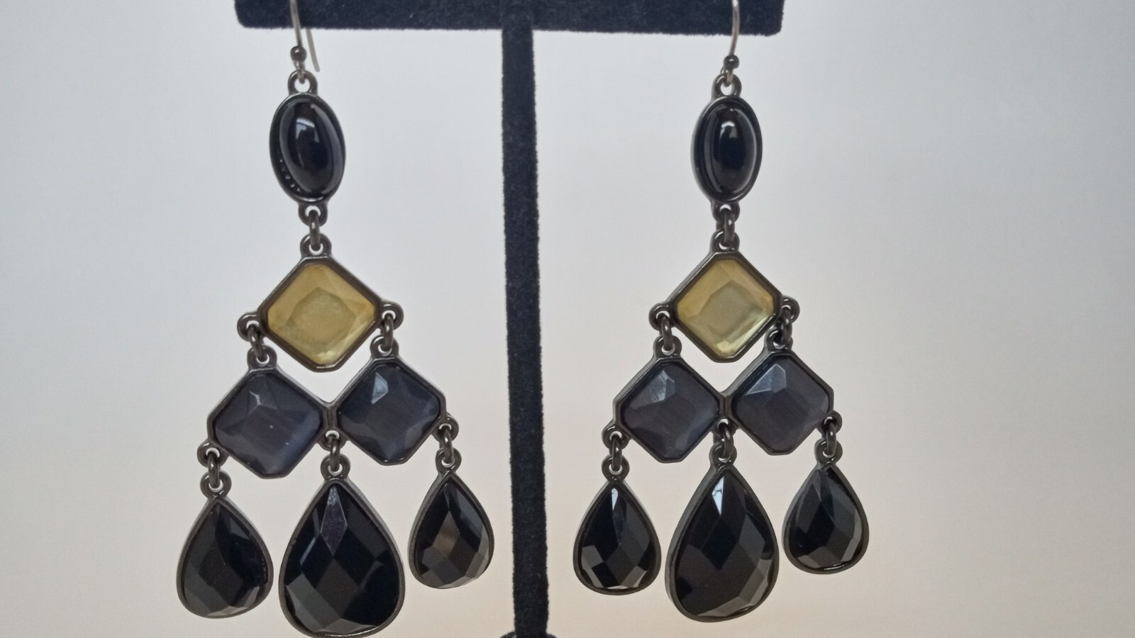 LC Liz Claiborne Chandelier Statement Earrings Black Gray & Yellow Glass 3.5 in