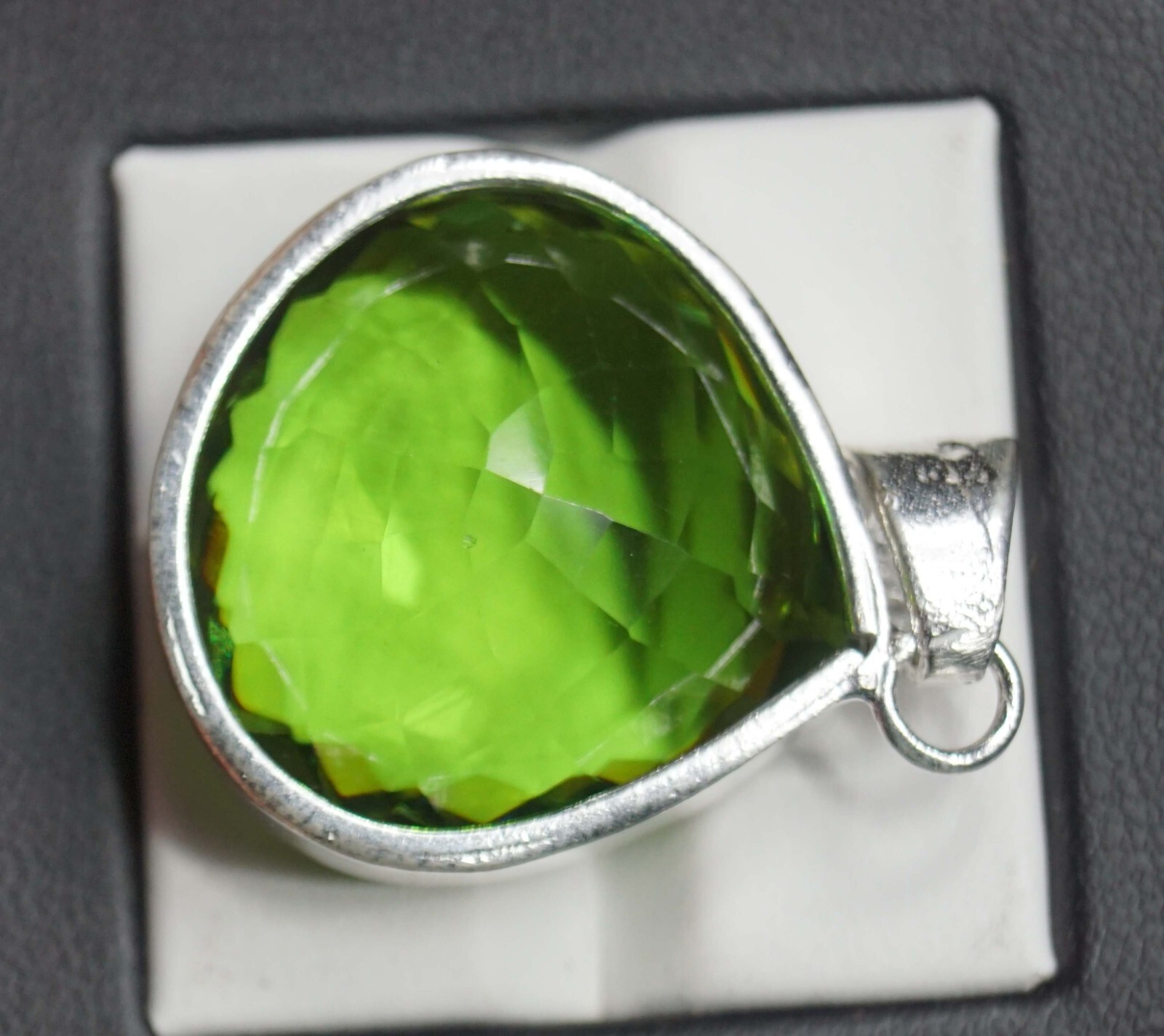 GiE Certified 76.75 Ct Pear Natural Zultanite 7 Color Pendant 925 Silver Jewelry