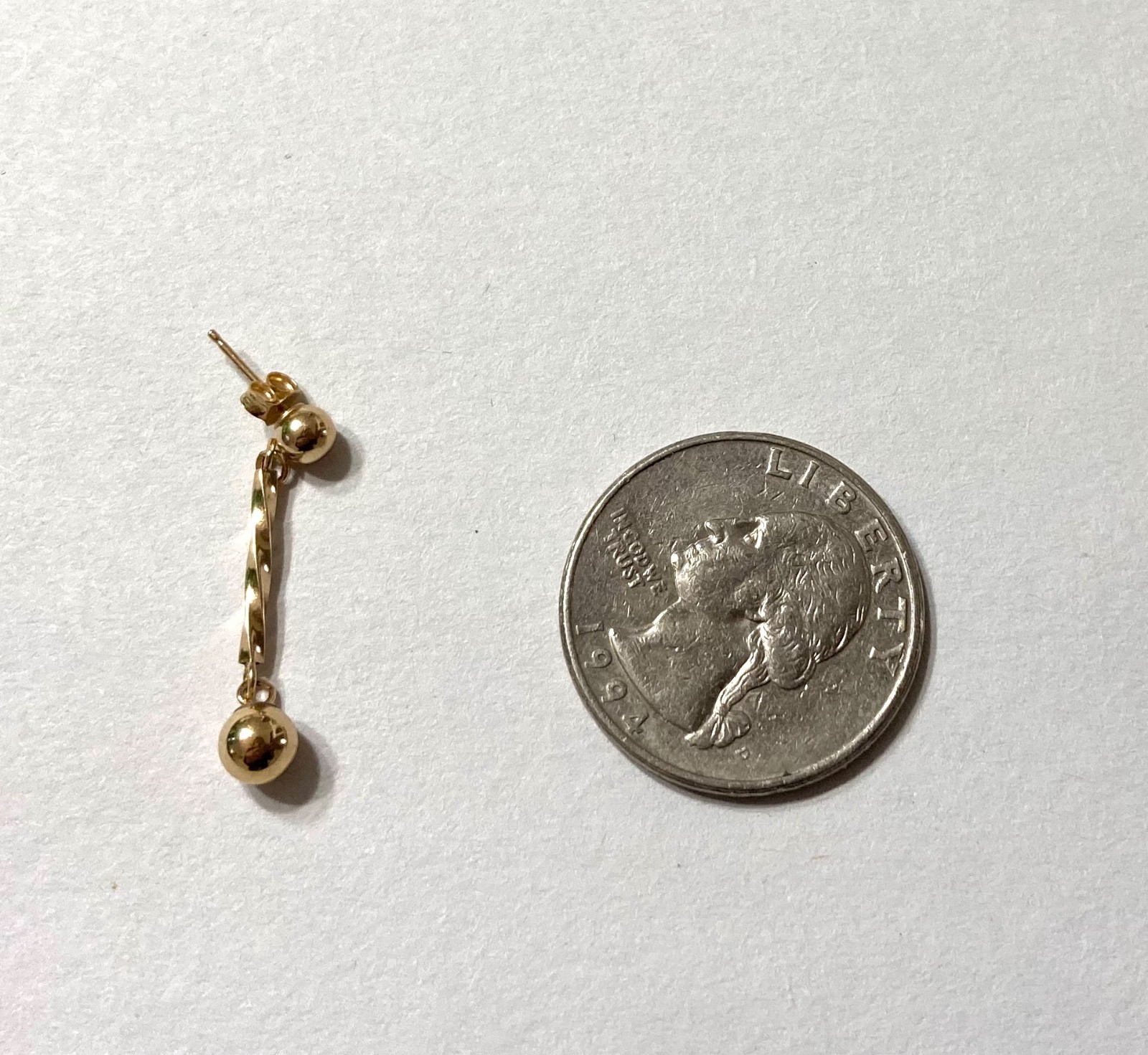 14K Yellow Gold Single Dangle/Drop Pierced Earring .31 G