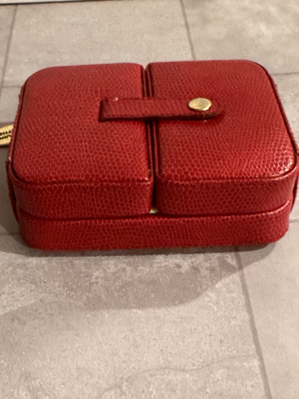 Vintage Wolf Designs Red Lizard Travel Jewelry Box Case Compact Mirror Organizer