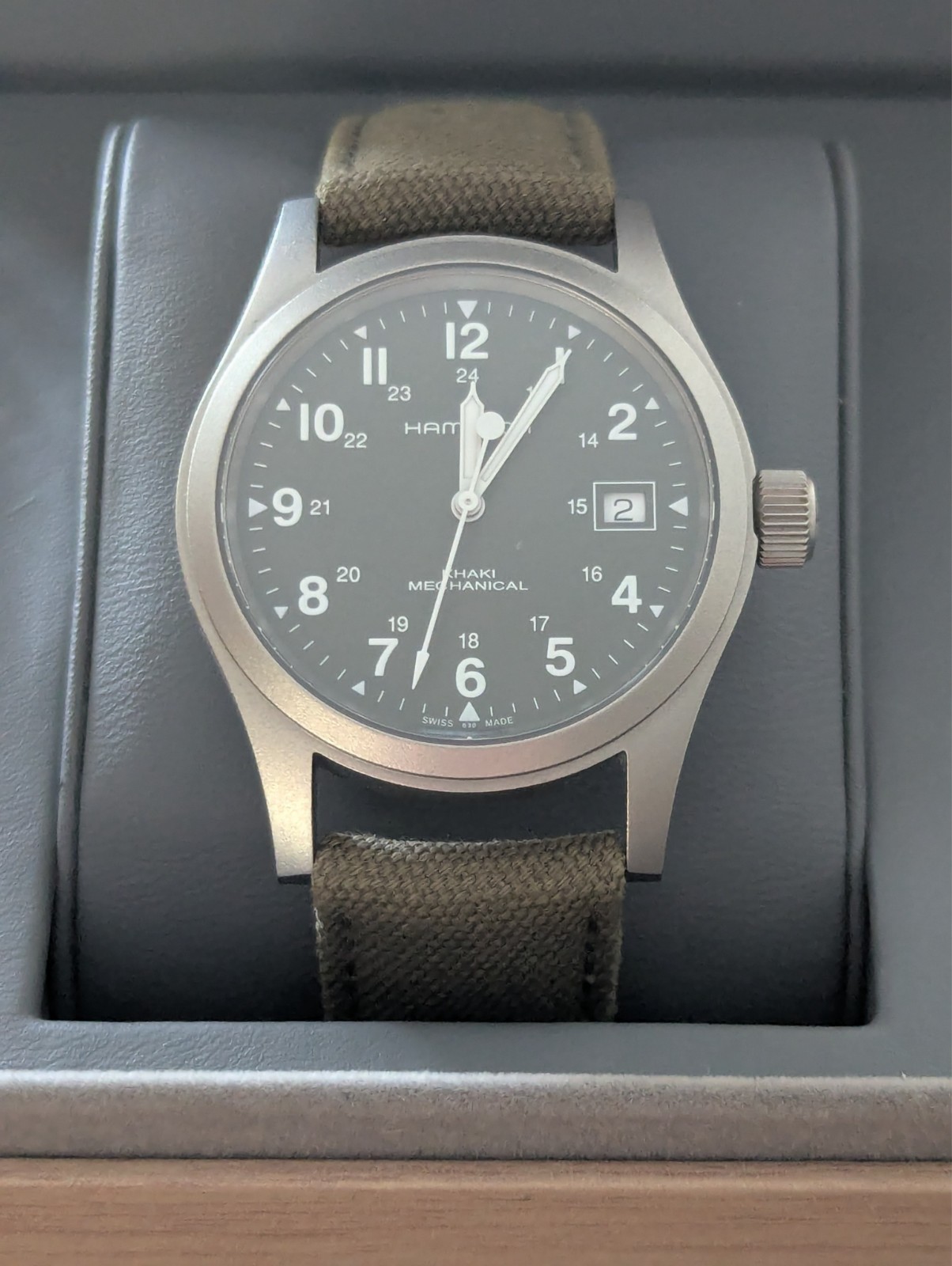 Hamilton Khaki Field Mechanical H69419363 Green ETA-2804 Date 38mm Complete Box