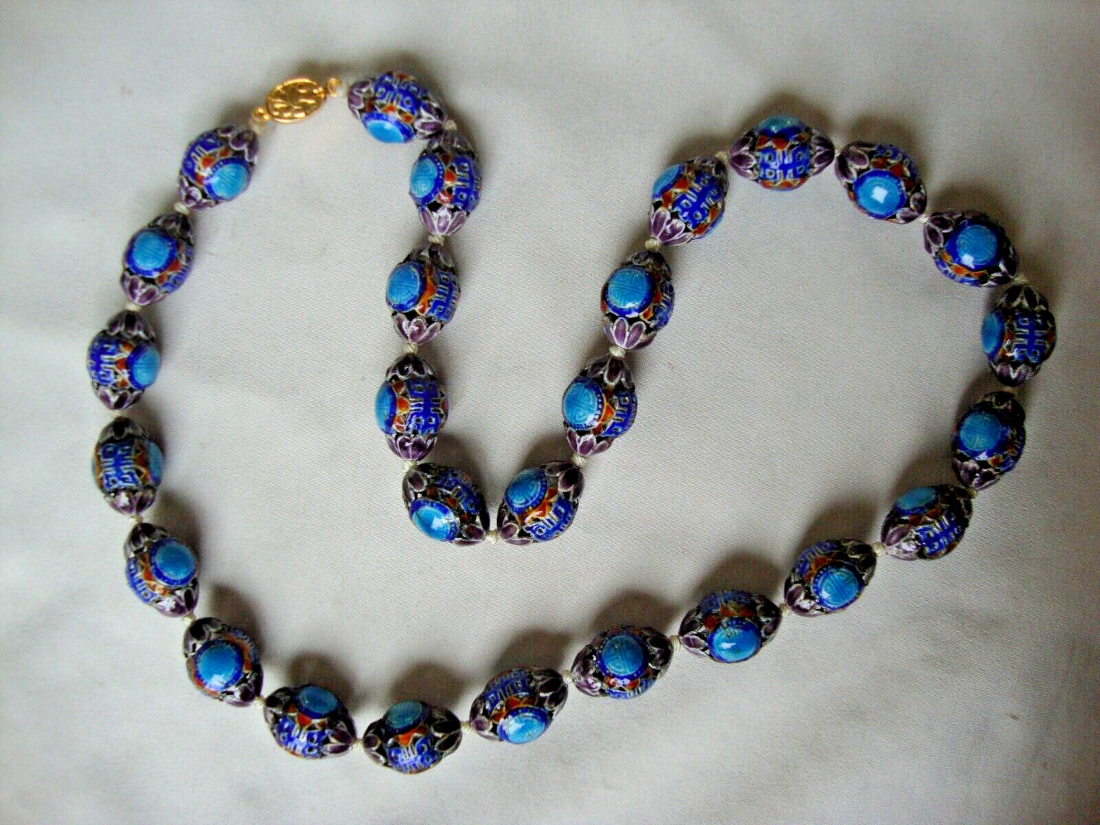 VINTAGE CHINESE EXPORT CLOISONNE MULTICOLOR DOUBLE SHOU SILVER EGG BEAD NECKLACE