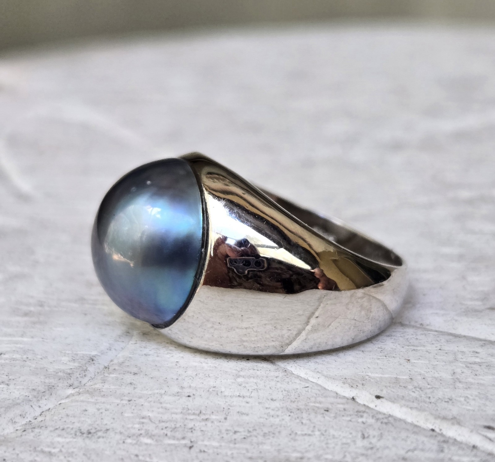 13mm Mabe Pearl Sterling Silver Ring
