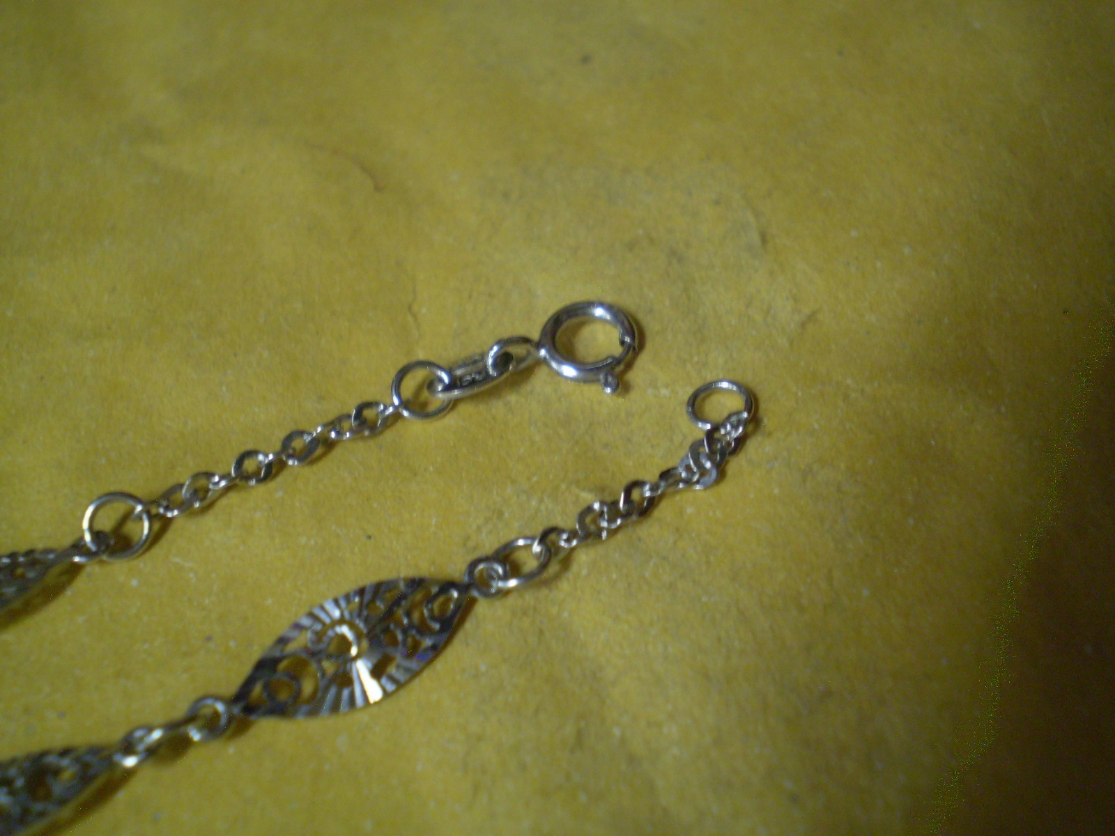 14K White Gold Ladies Fillagree Link Bracelet Anklet 2.4 Grams 10 Inch
