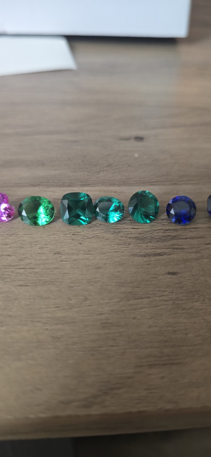 18pc Assorted Genuine Gemstones, Blood Rubys, Yellow Sapphire, Nank Emerald,Etc