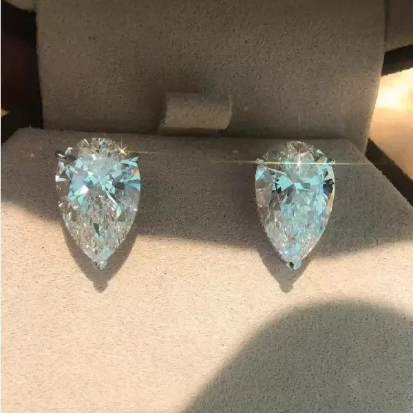 IGI 4.00 CT Pear F-VS1 Lab Grown Diamond Women Stud Earrings 14K White Gold