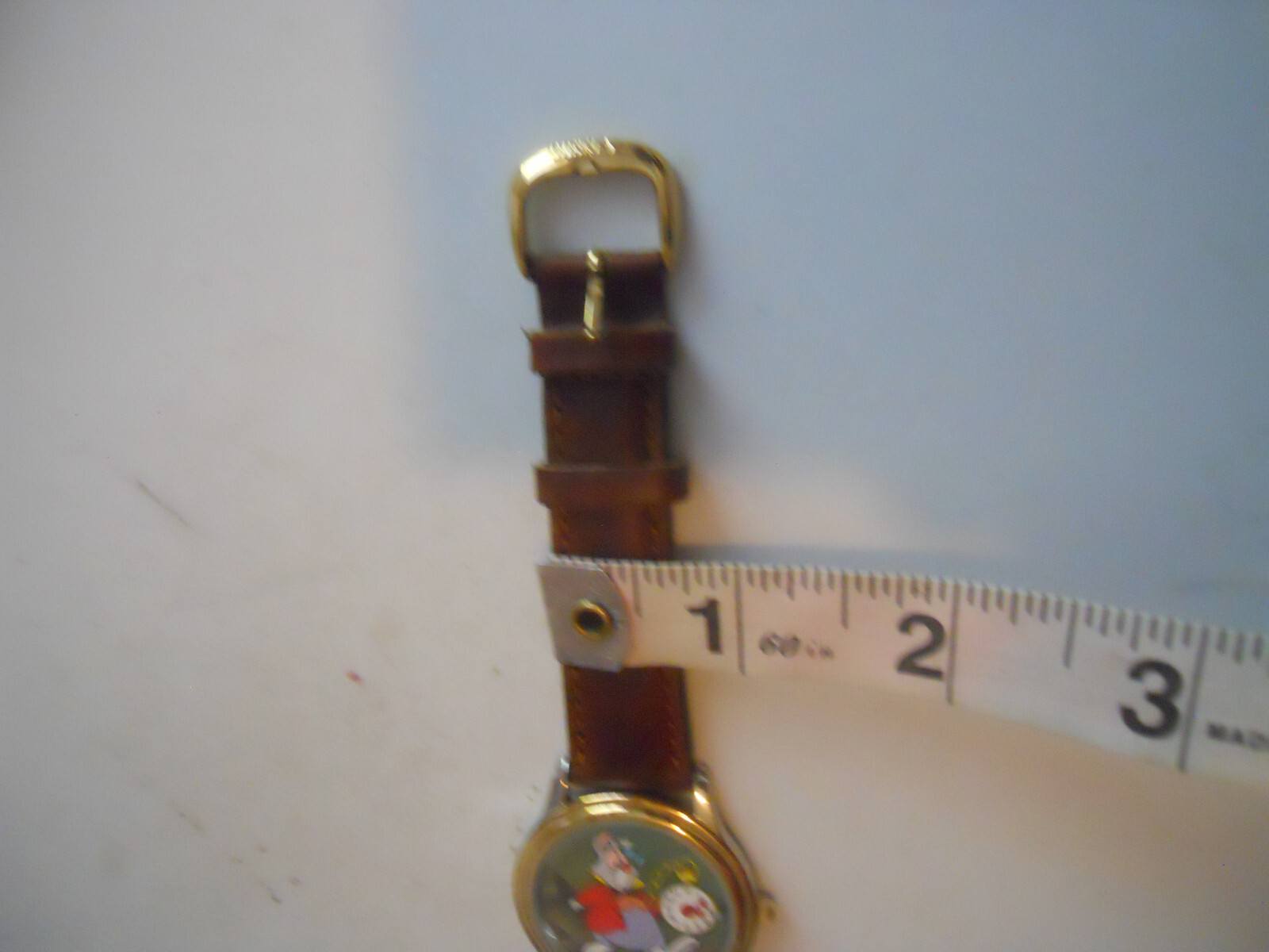 Alice in wonderland men’s leather band.Analog,Quartz & battery watch.3602/7500