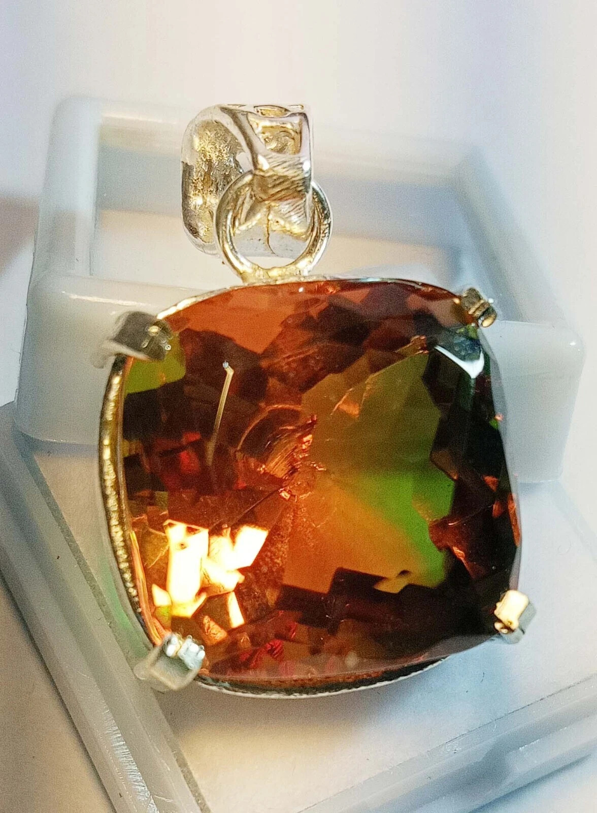 Alexandrite Pendant Cushion Cut 49-50 Ct Natural Loose Gemstone Locket Certified