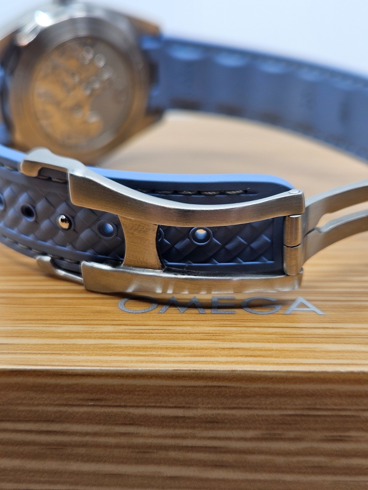 2023 OMEGA Seamaster Aqua Terra 150M 220.12.41.21.03.008 Summer Blue