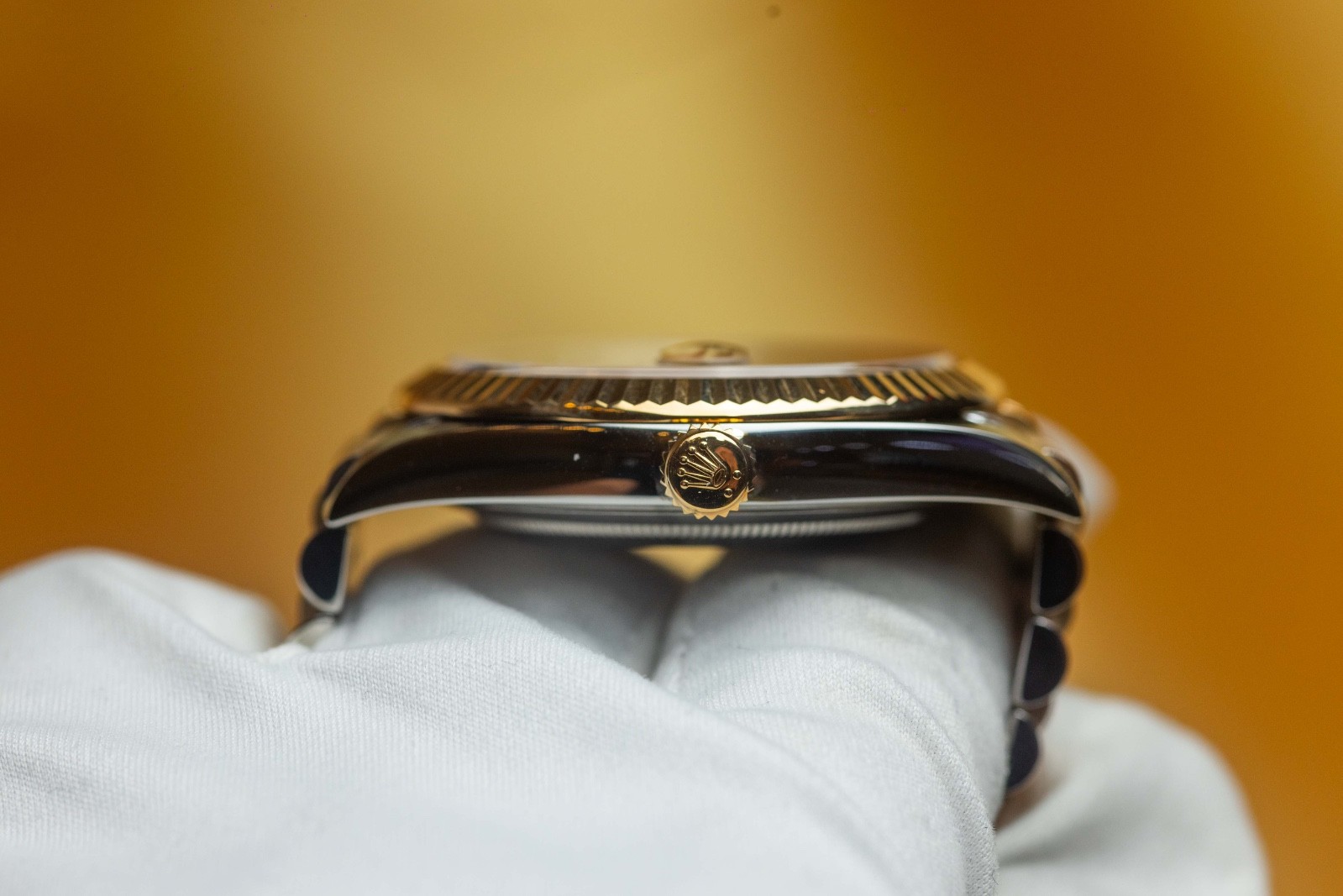 Rolex Datejust 41mm Gold Diamond Dial – Two Tone Jubilee, Gold Bezel – 126333