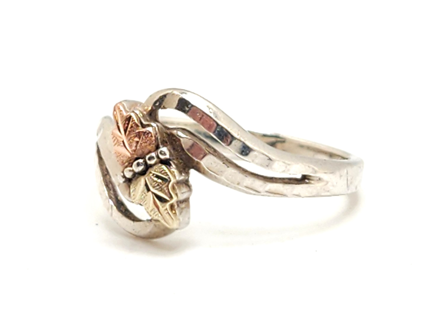 Landstrom’s Black Hills Gold Sterling Silver 10K Leaves Swirl Ring, US Size 9.25