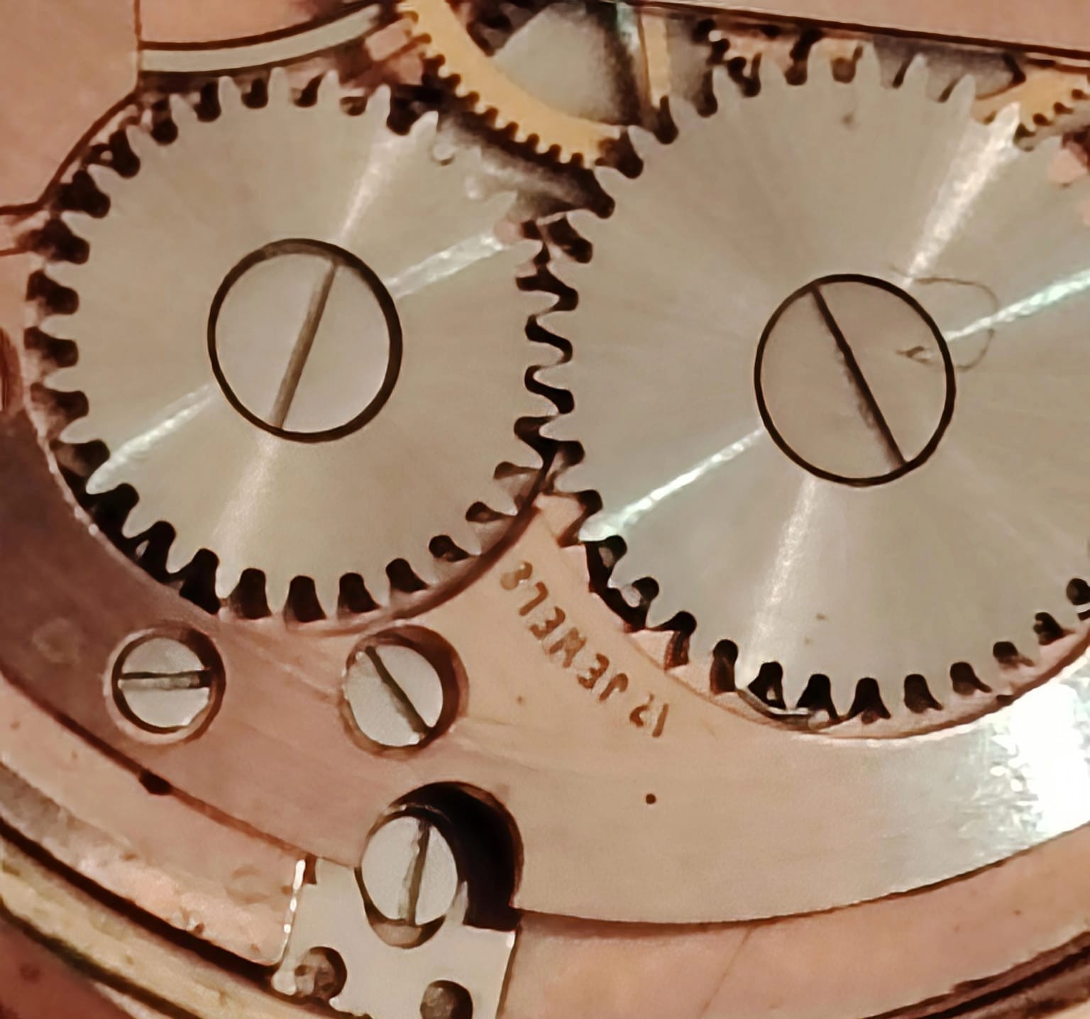 WOMEN’S 1960 JUNGFRAU WATCH – VINTAGE SWISS MADE – ETA 2409 MOVEMENT – INCABLOC