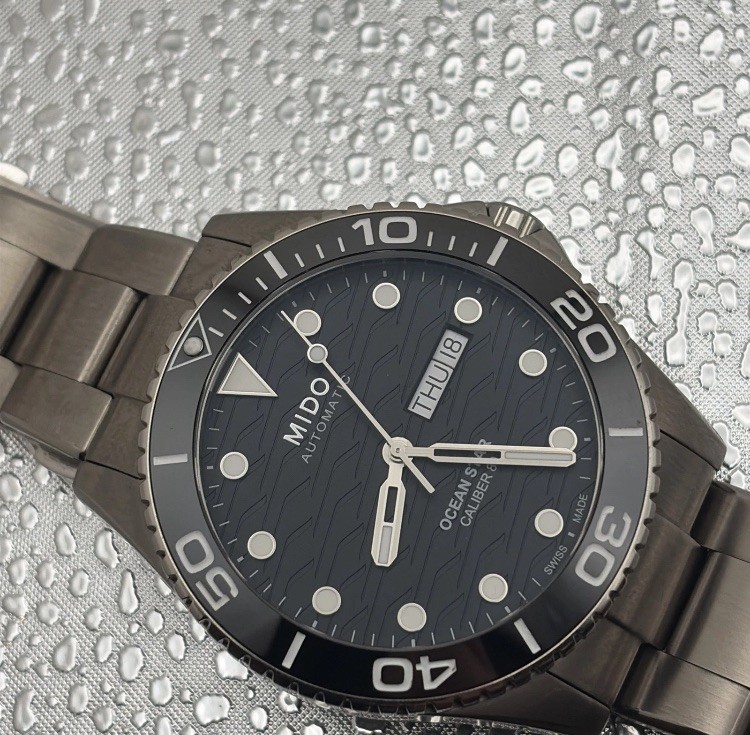 Mido Ocean Star 200C Titanium Black Dial Men’s Watch M042.430.44.051.00