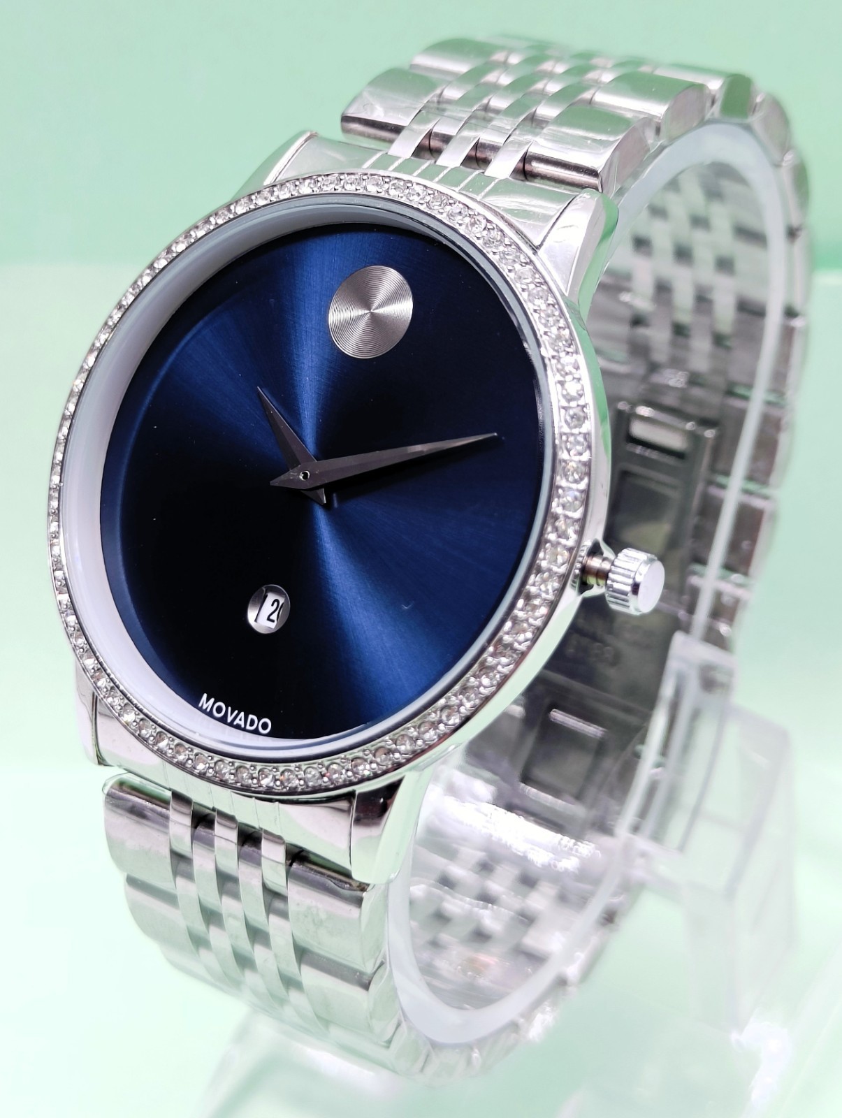 Fantastic Movado Museum Classic Analog Date Indicator Quartz Men’s Wrist Watch