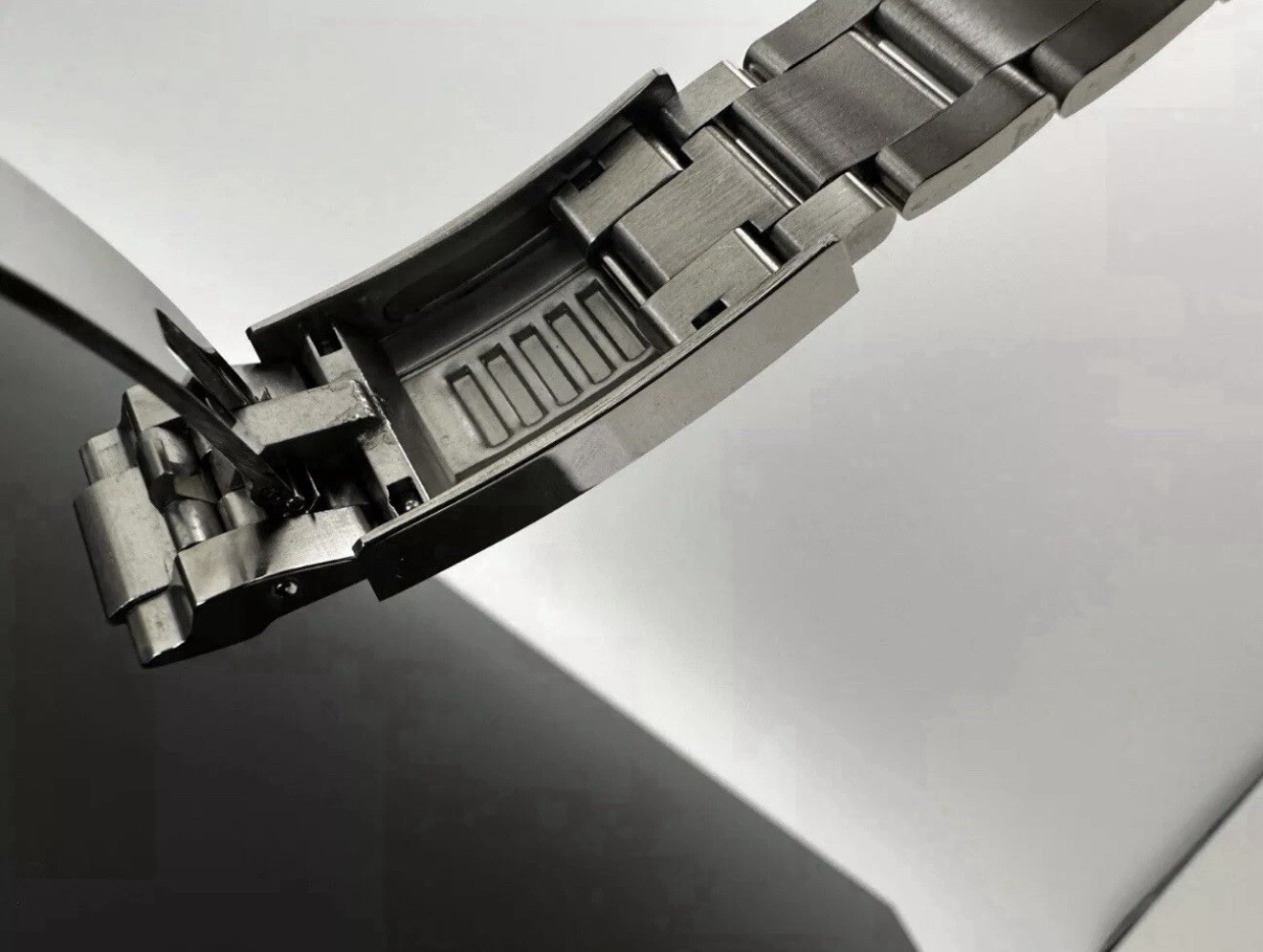 Custom 40mm Black GMT Style Mod Watch Oyster Band w/ NH34 Automatic