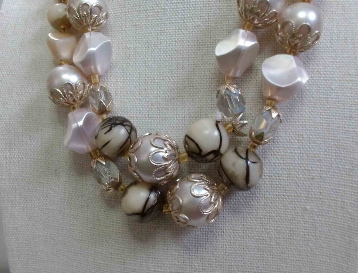 VNTG White Beige Unsigned Japan Double Strand Glass Lucite Adjustabe Necklace