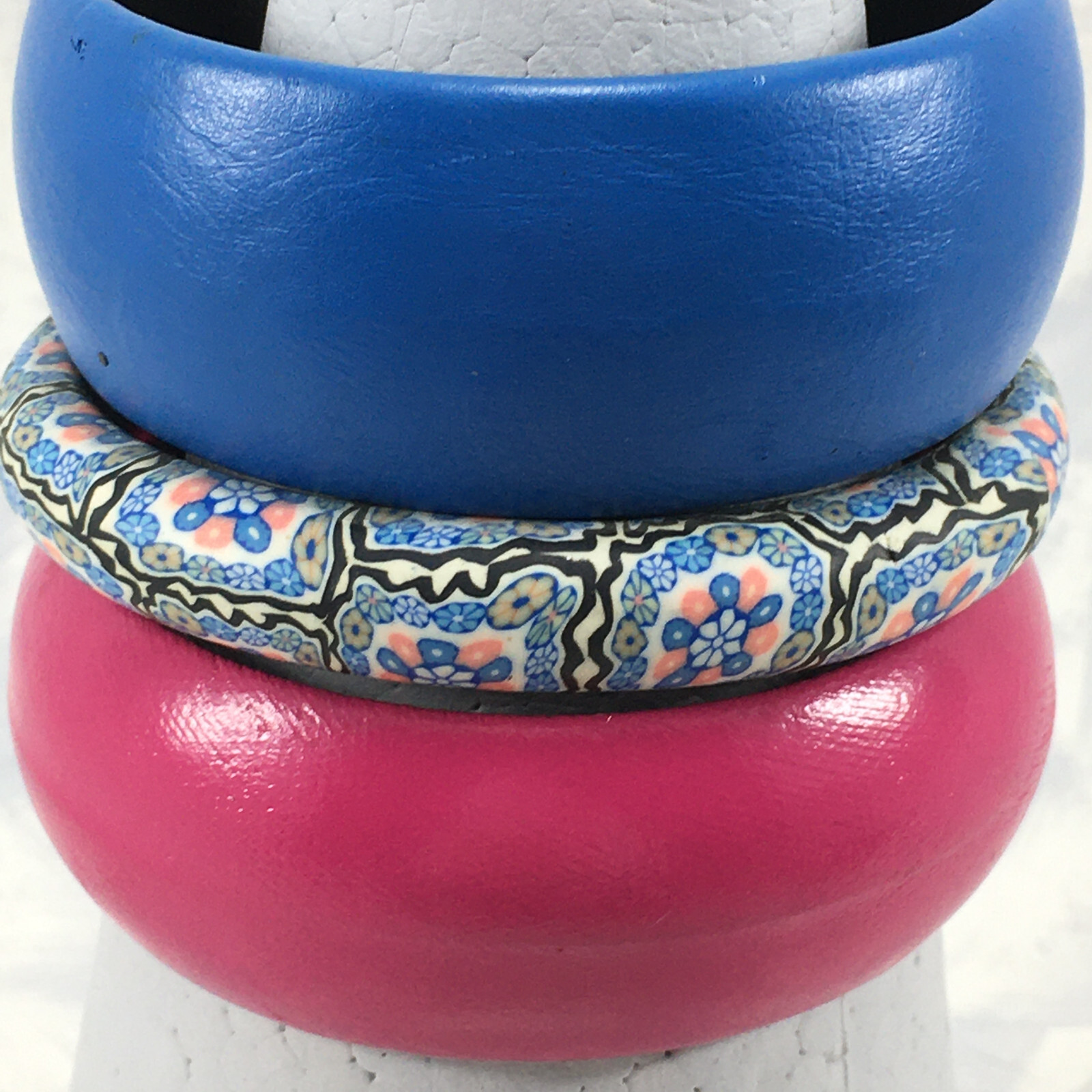 Lot of 3 Pink and Blue Faux Leather and Fabric Stackable Bangle Bracelets Vtg