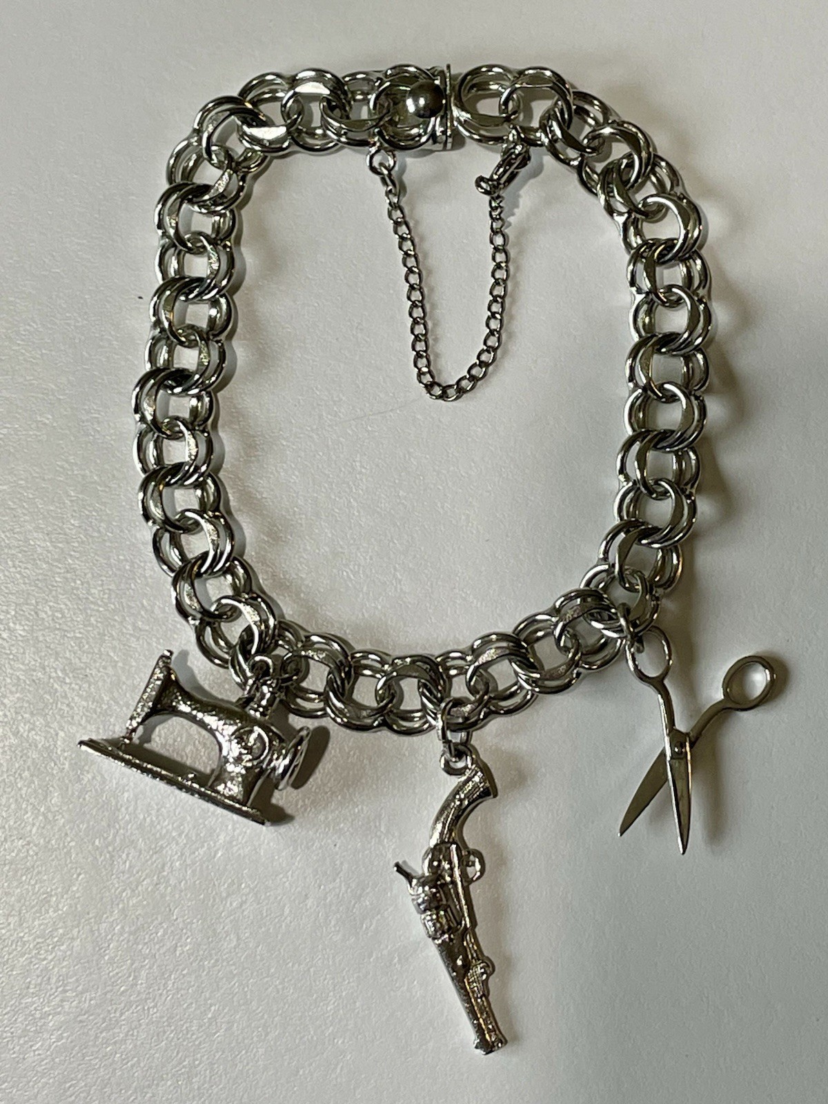 Vtg Sterling Silver Double Link Charm Bracelet 7″ 21g 1950’s Moving Scissors Gun