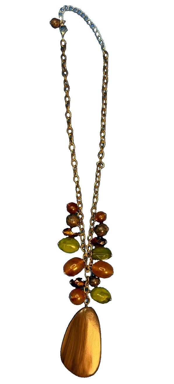 Vtg Style Gold Tone Wood Grain Teardrop Pendant Green and Brown Beaded Necklace