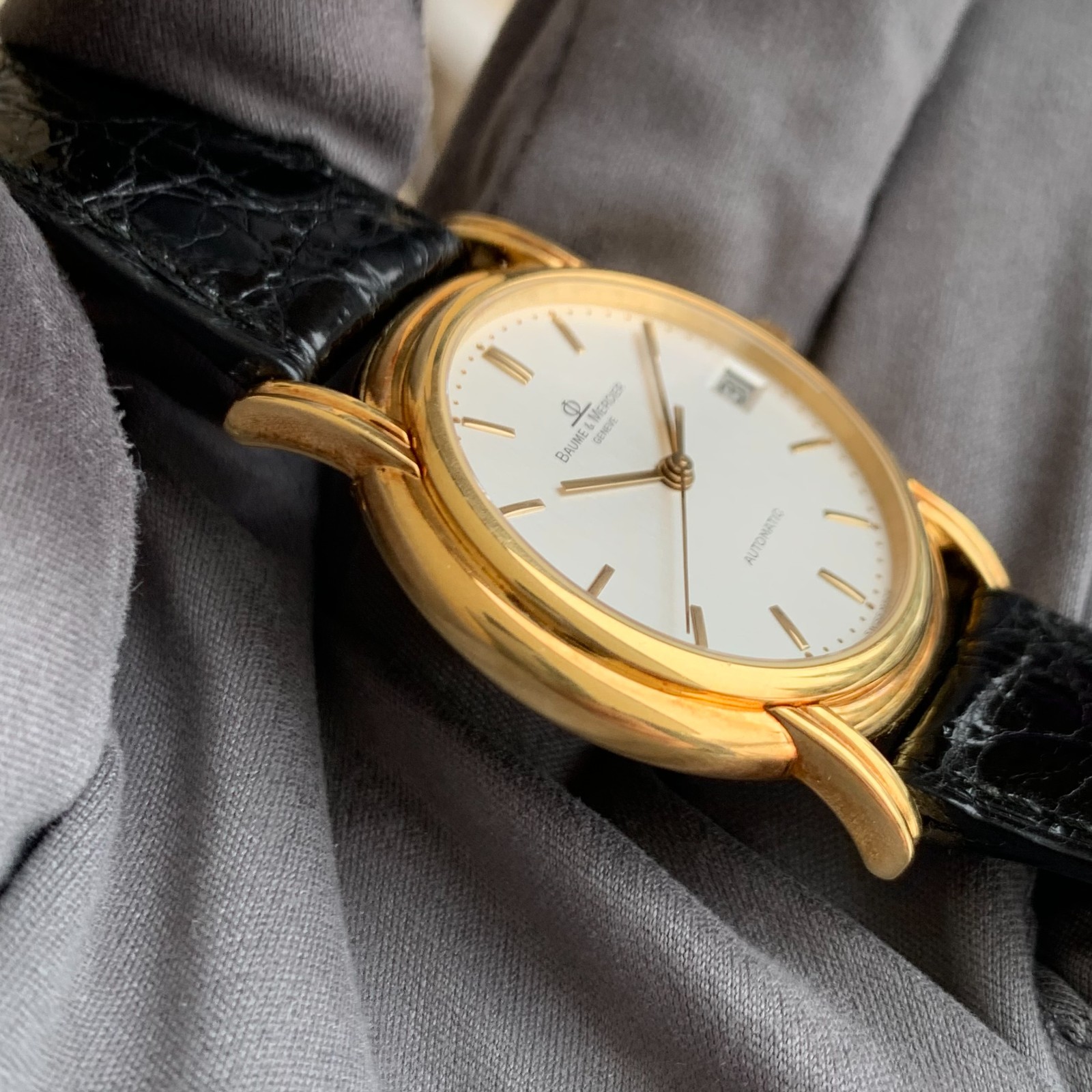 Baume & Mercier 18K Solid Gold Fancy Lugs Automatic Ref. 35600 – Wristwatch