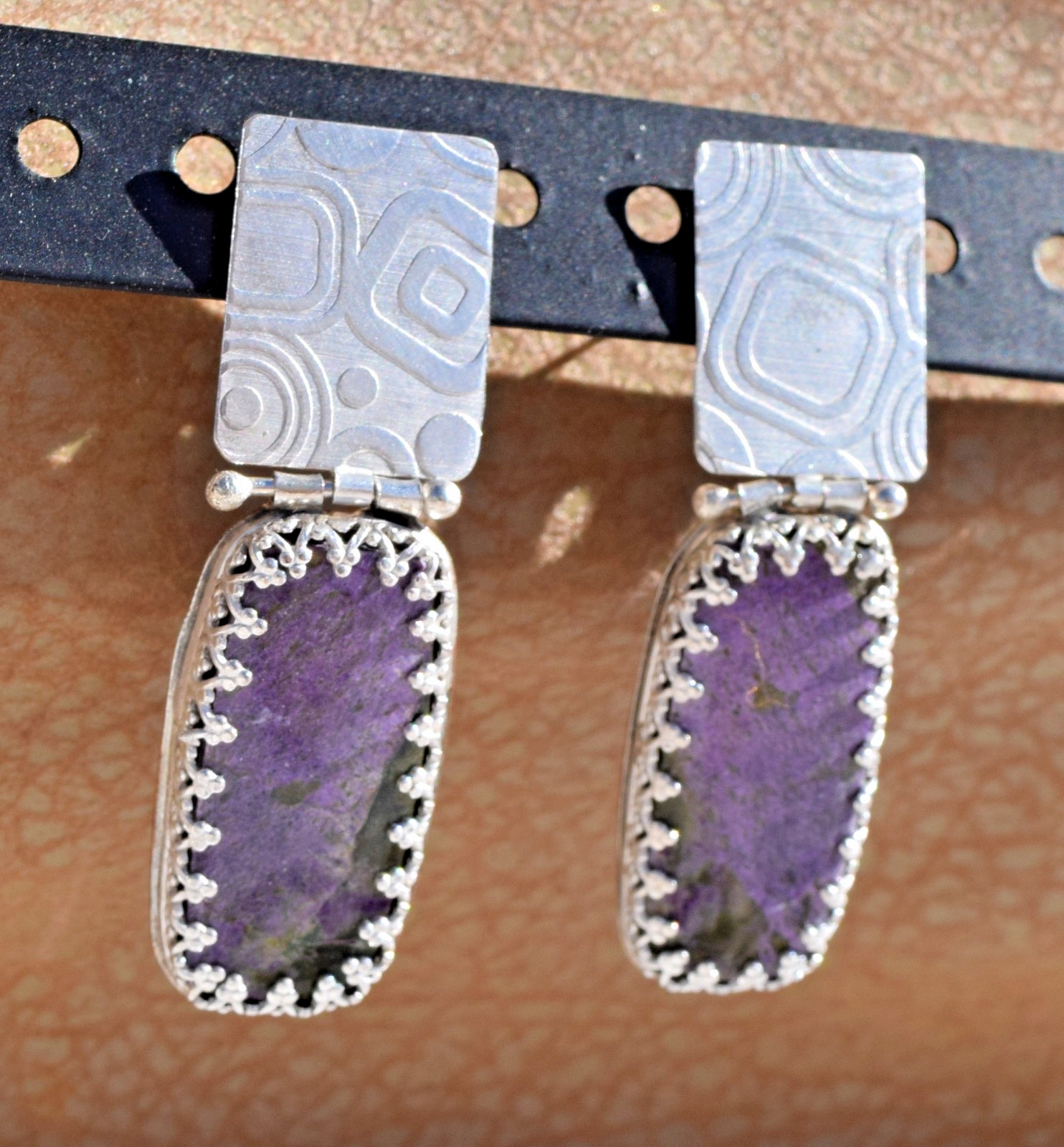 Sugilite Hinged Moving Swaying 925 Sterling Silver Stud Earring Geometric Design