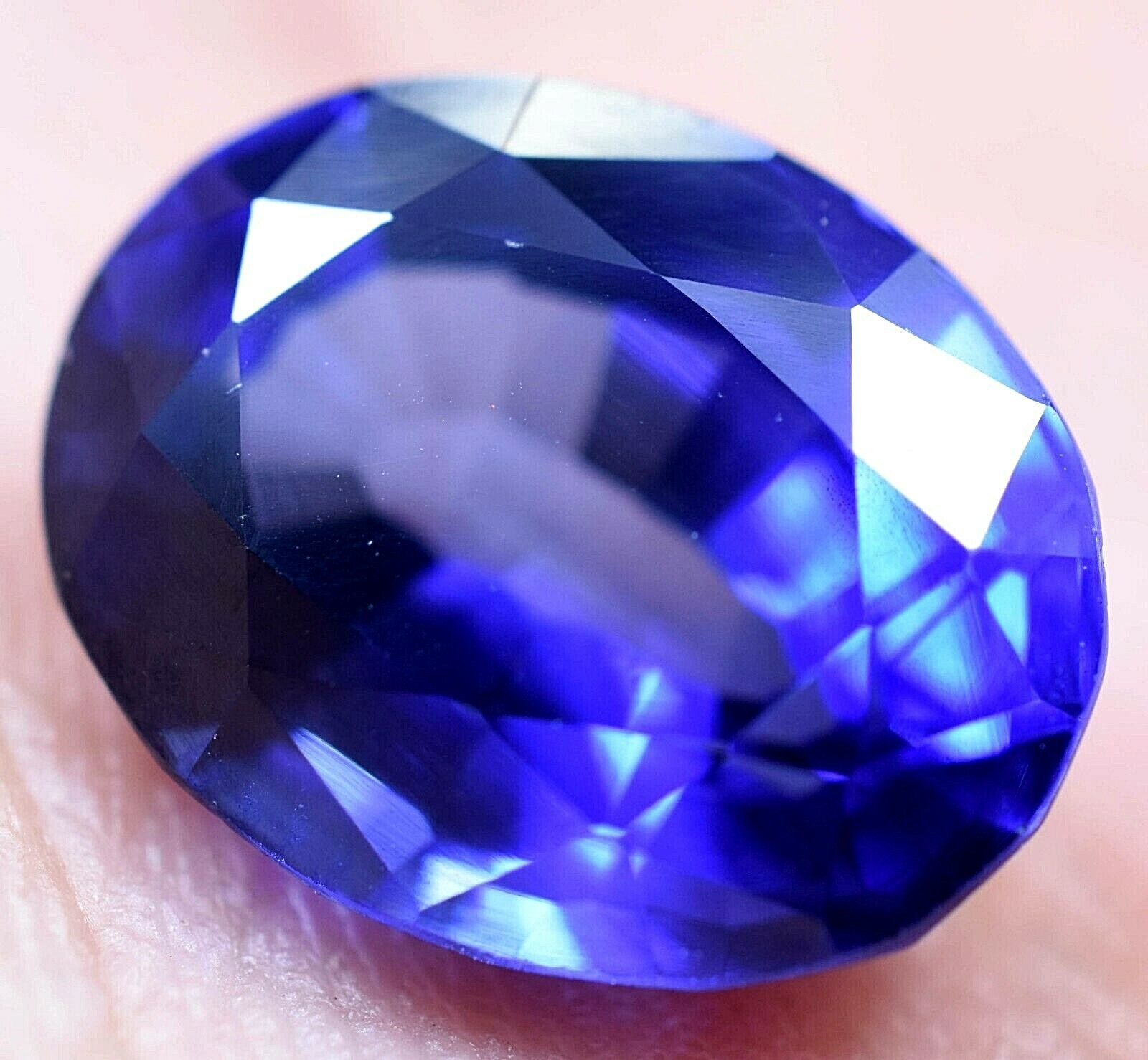 7.90 CT Natural california Benitoite GGL Certified Top Quality Treated Gem