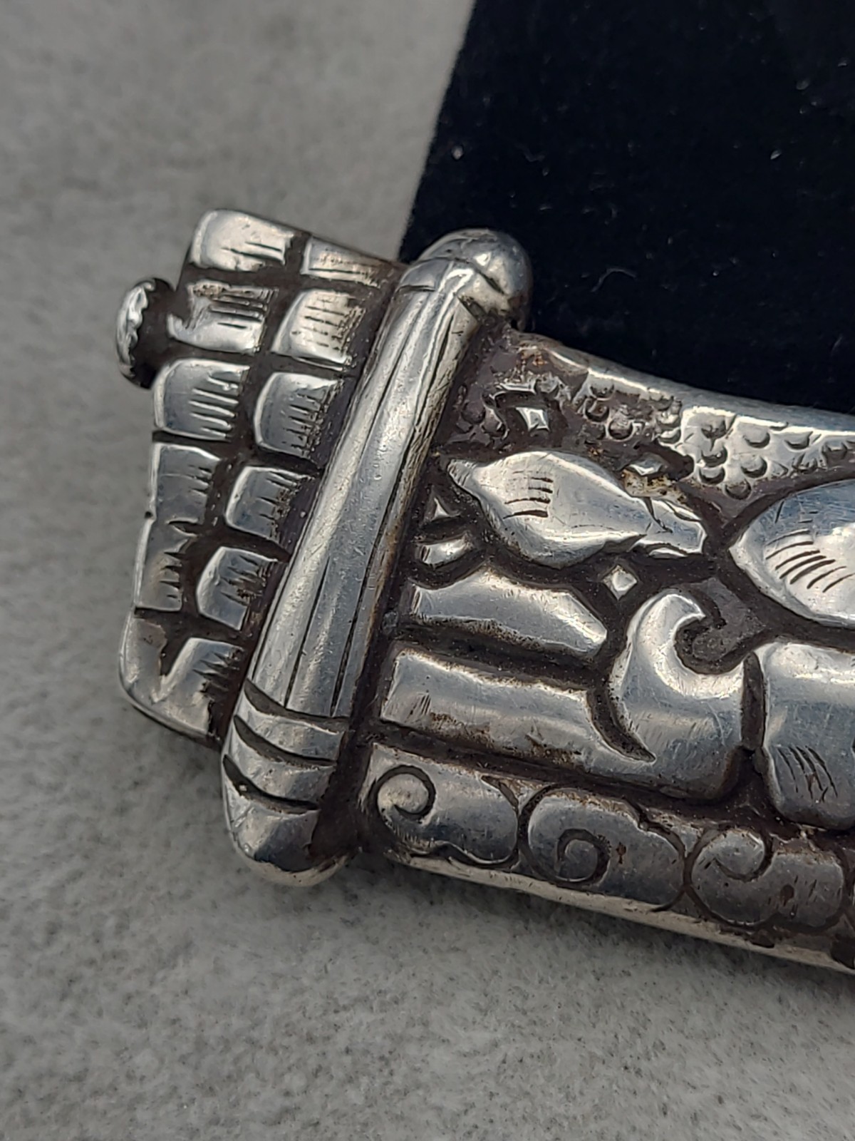 Vintage Large Sterling Silver 25.1 Grams Import Bead W/ Turtles 3 1/2″× 1 1/4″