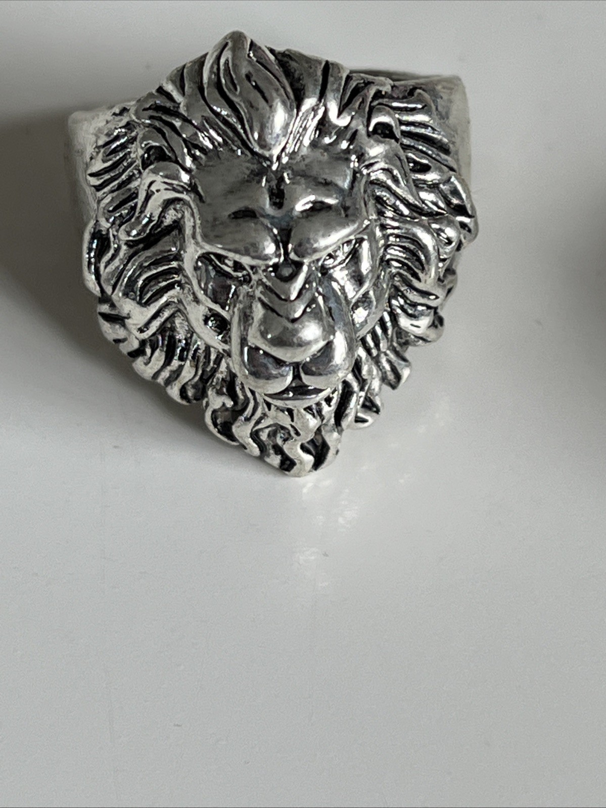 3 Gothic Rings The English Lion, A Red Eyed Skull And A Demon Adjustable