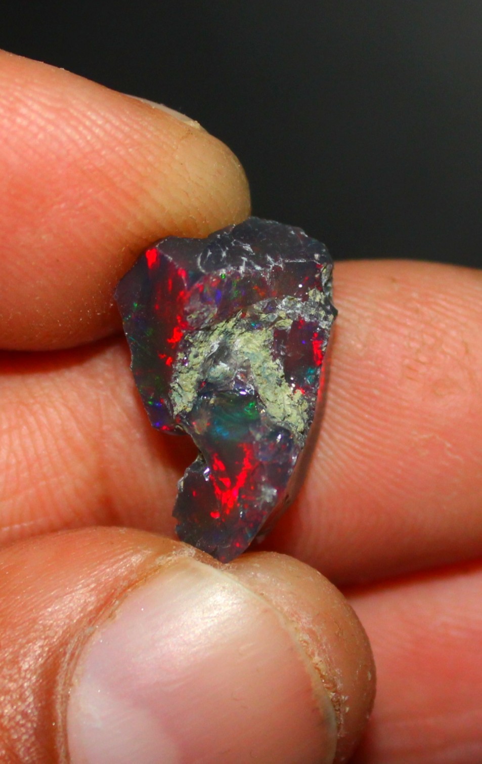 4.90 Ct Natural Black Ethiopian Opal Rough Welo Fire Dry Raw Opal Jewelry Making