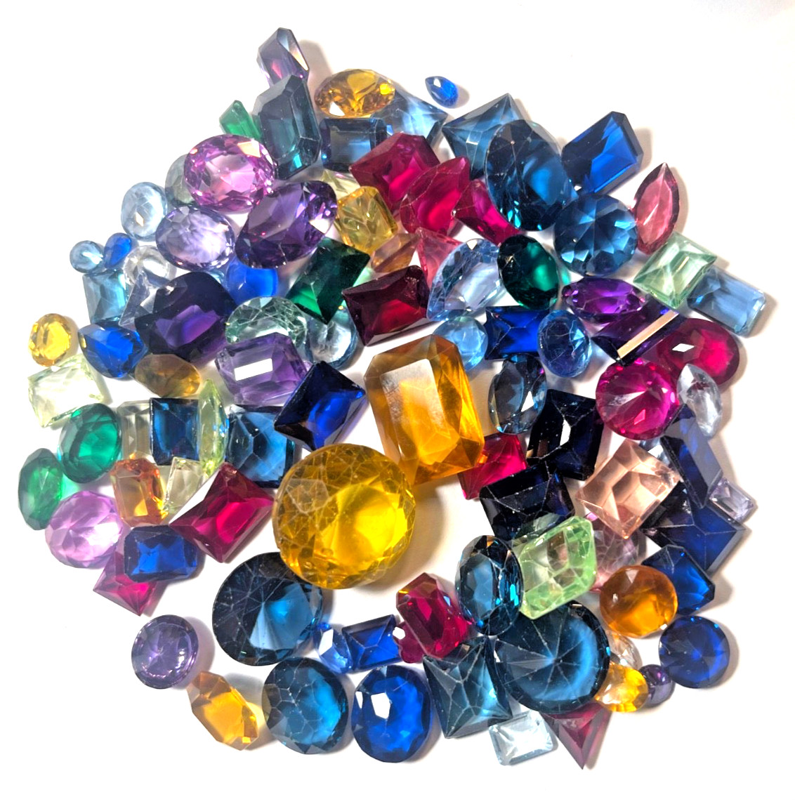 100 ASSORTED PIECES LOOSE DAMAGED SYNTHETIC STONES FOR LAPIDARY TO REPAIR