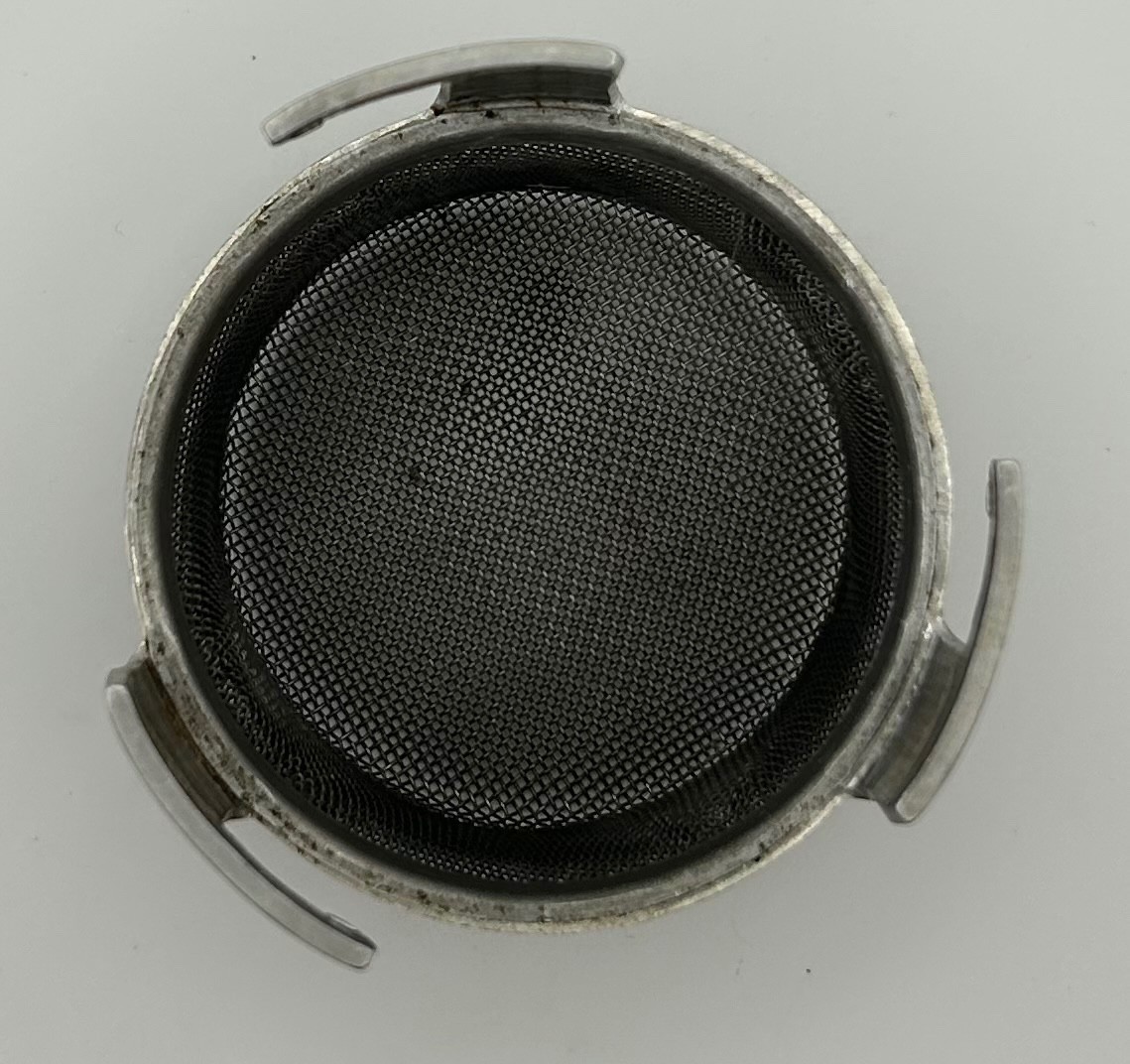 4-piece Vintage 2 1/4″ L & R Watchmakers Watch Parts Cleaning Basket.