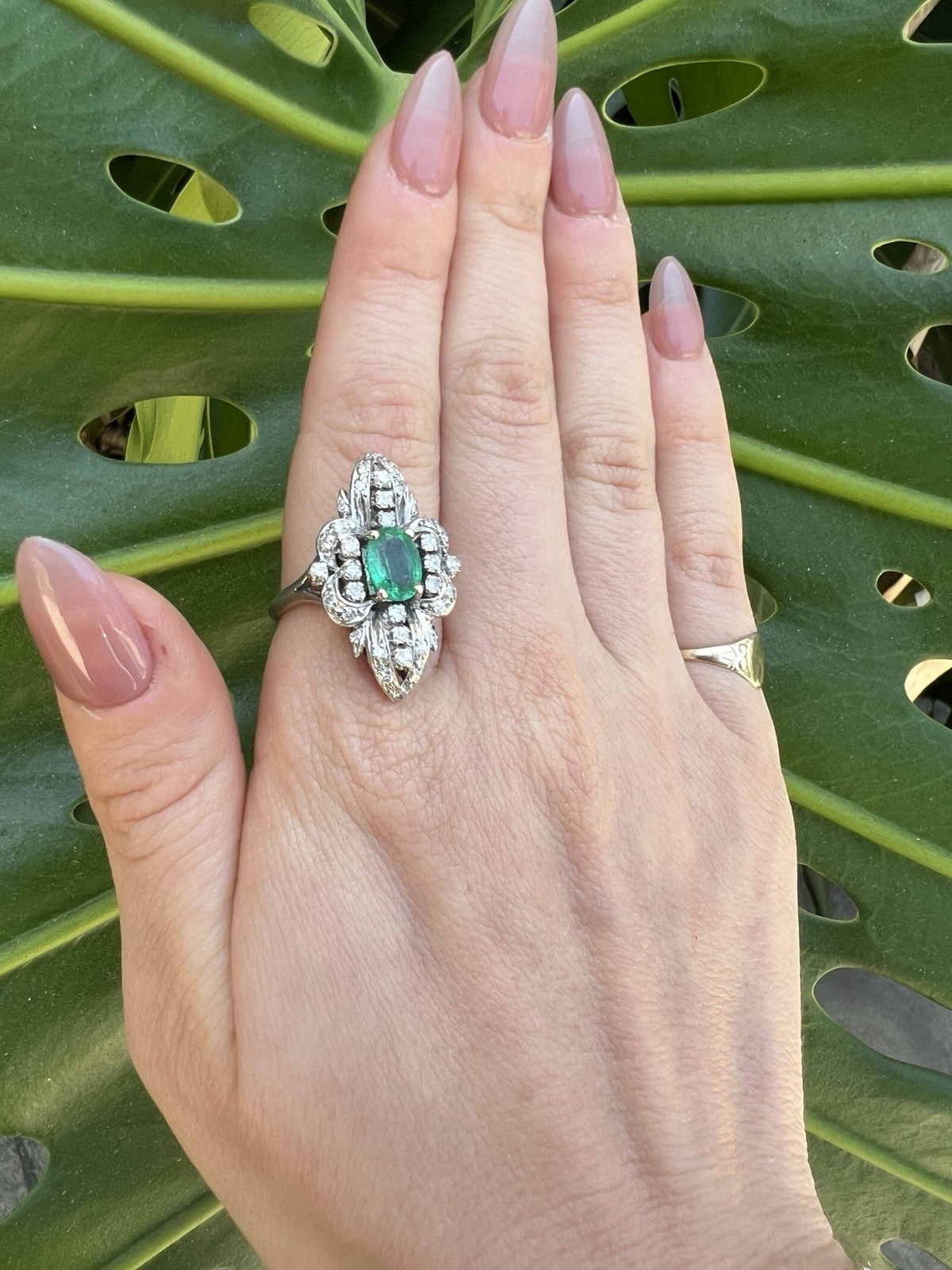 STUNNING 1ct EMERALD ring 14k white gold MANY diamonds MAY birthday ART DECO