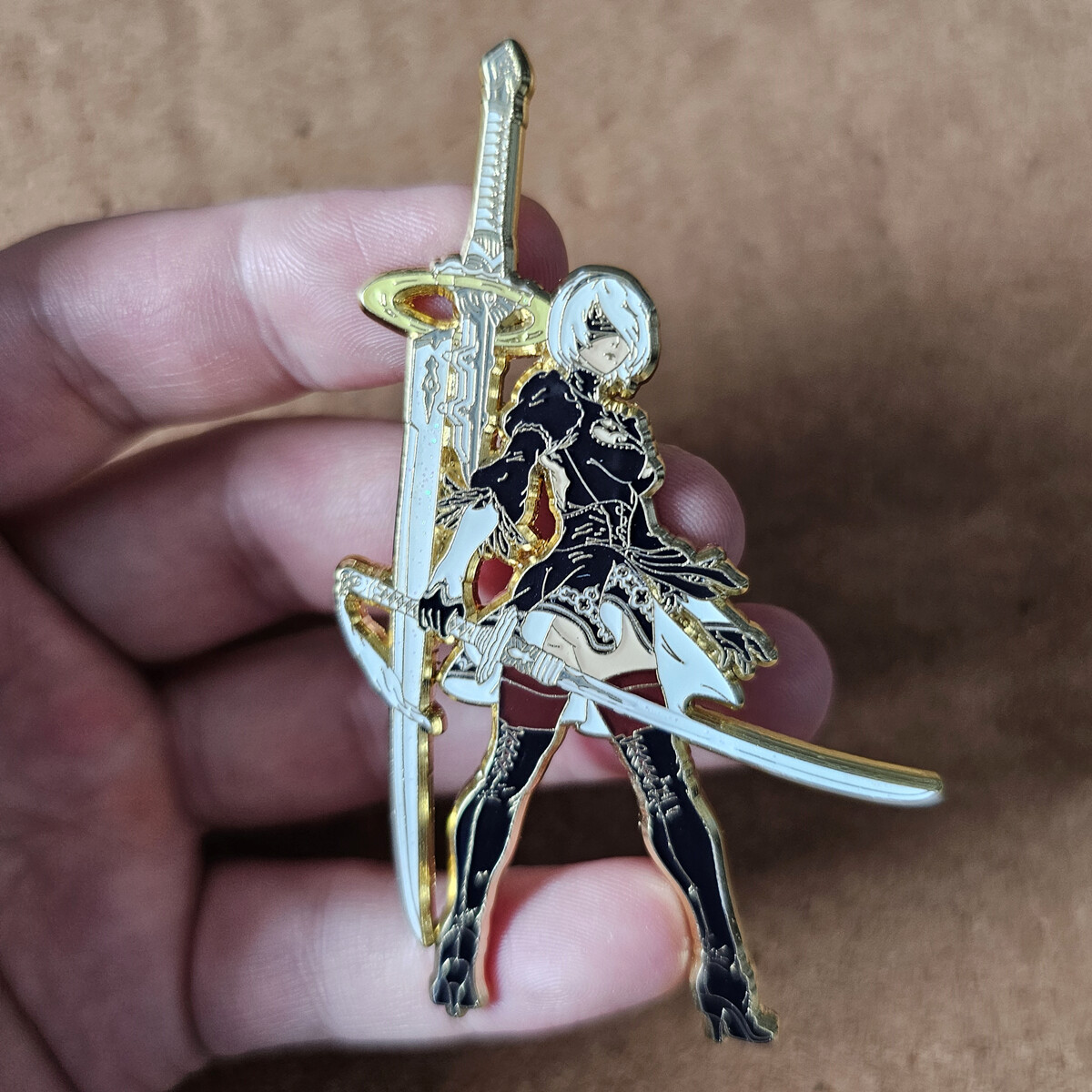 Game Automata Yorha No. 2 Type B 2B Metal lapel Backpack hat Badge Pin brooch
