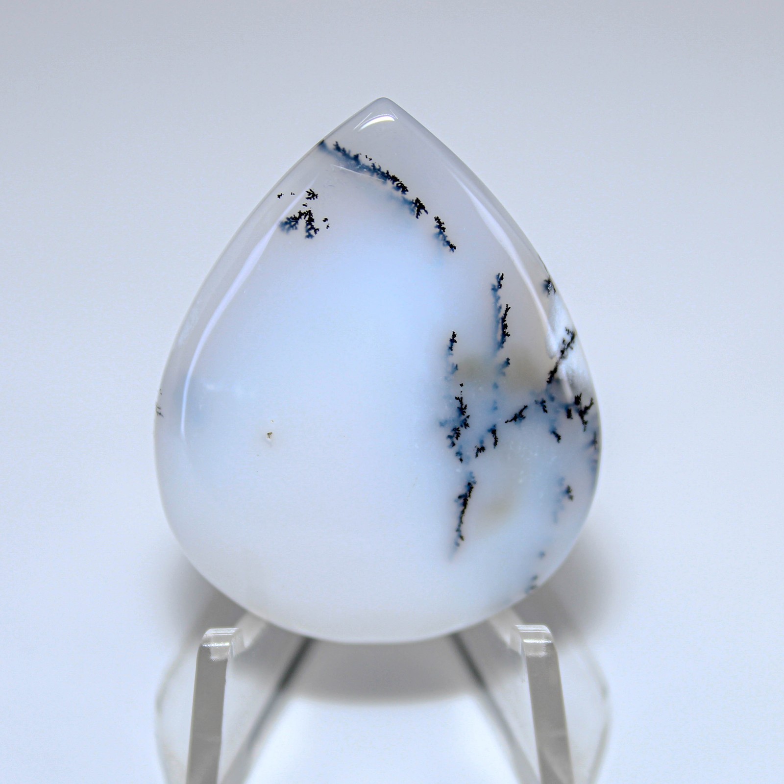 43.50 Ct AAA Grade White Dendritic Opal Pear Cabochon Loose Gemstone 37x29x4 mm