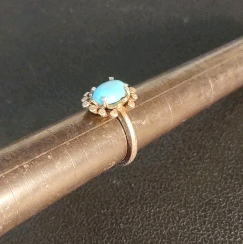 2.4 Grams Size 4 Modern 925 Sterling Silver Real Turquoise Ring