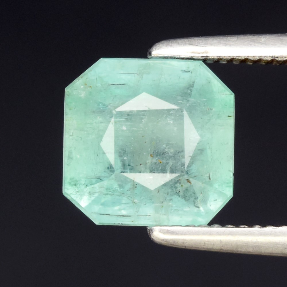 💎 1.25ct 6.3×6.2mm Octagon Natural Green Emerald – Nigeria Gemstone