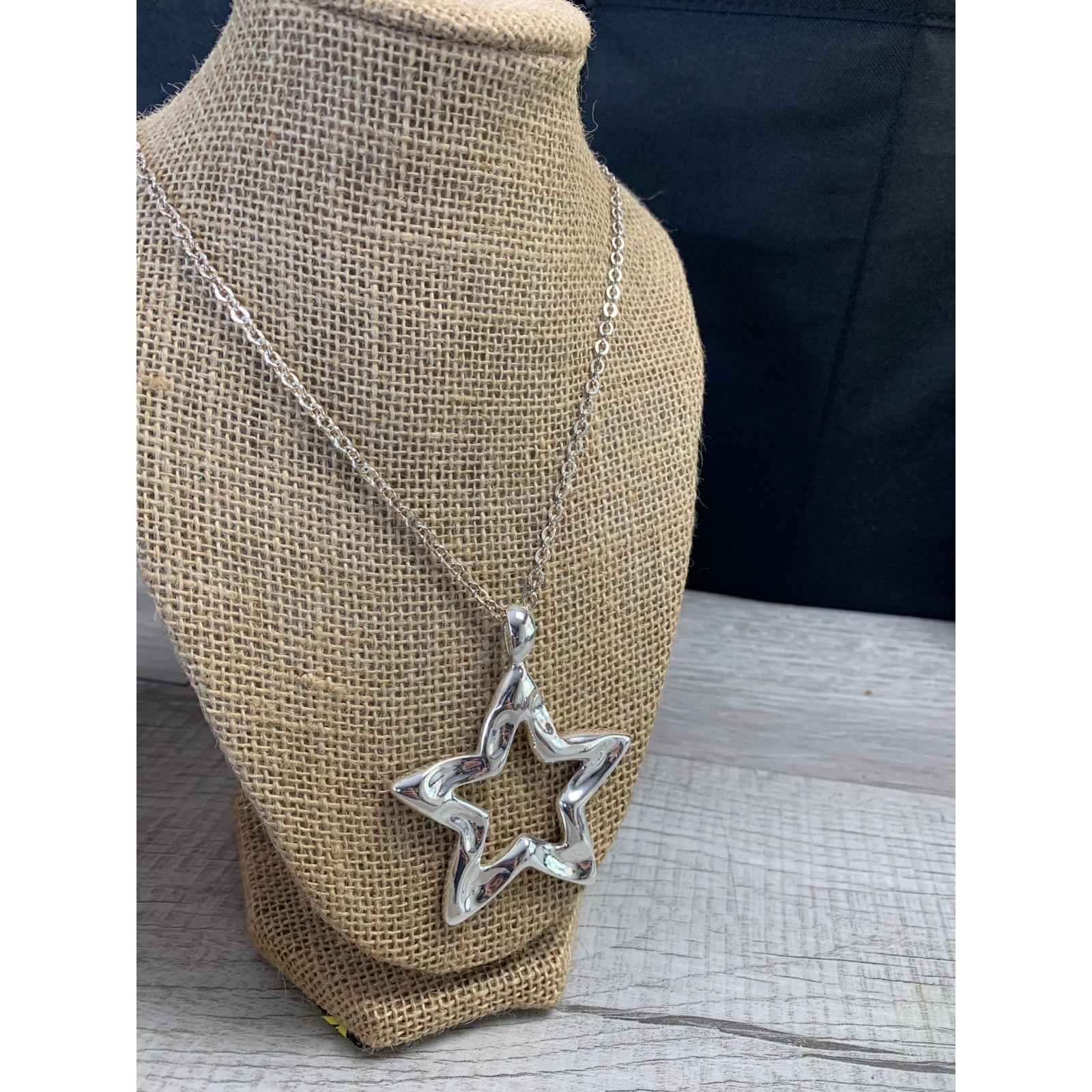Womens Silver Tone Open Star Pendant Necklace Large Celestial 26 Inch Chain