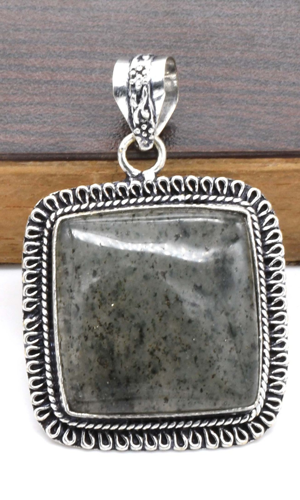 Black Rutile Natural Gemstone Pendant Jewelry 0.8″ P 4083
