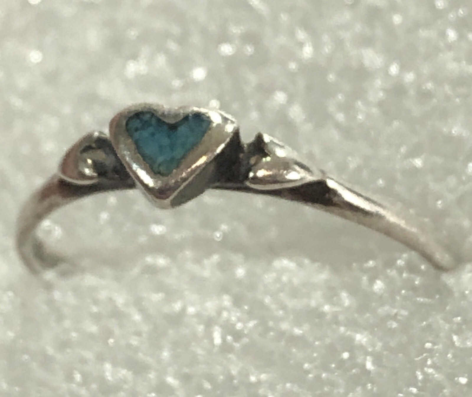 Wheeler Manufacturing Ring Tiny Heart Crushed Turquoise Sterling Silver – Size 6